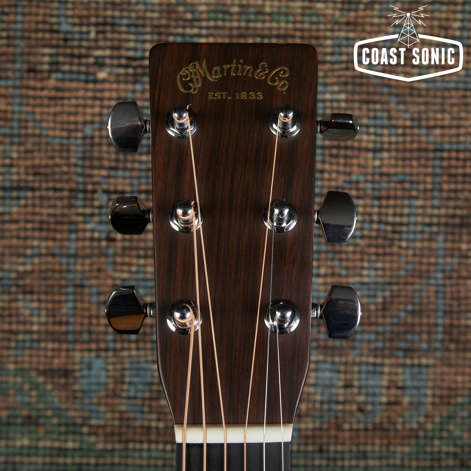 2000 Martin D-28 Standard Dreadnought w/ Case