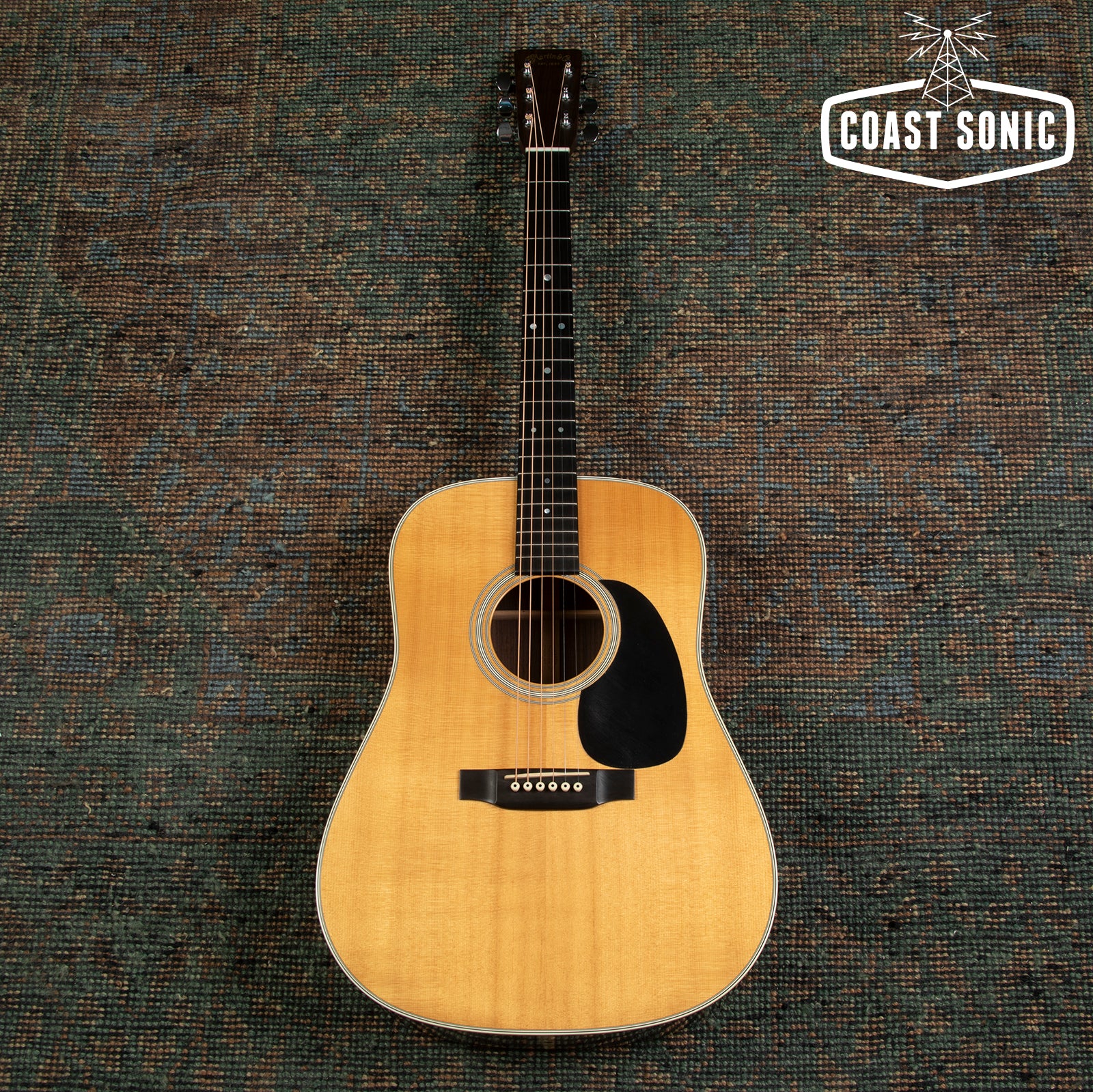 2000 Martin D-28 Standard Dreadnought w/ Case