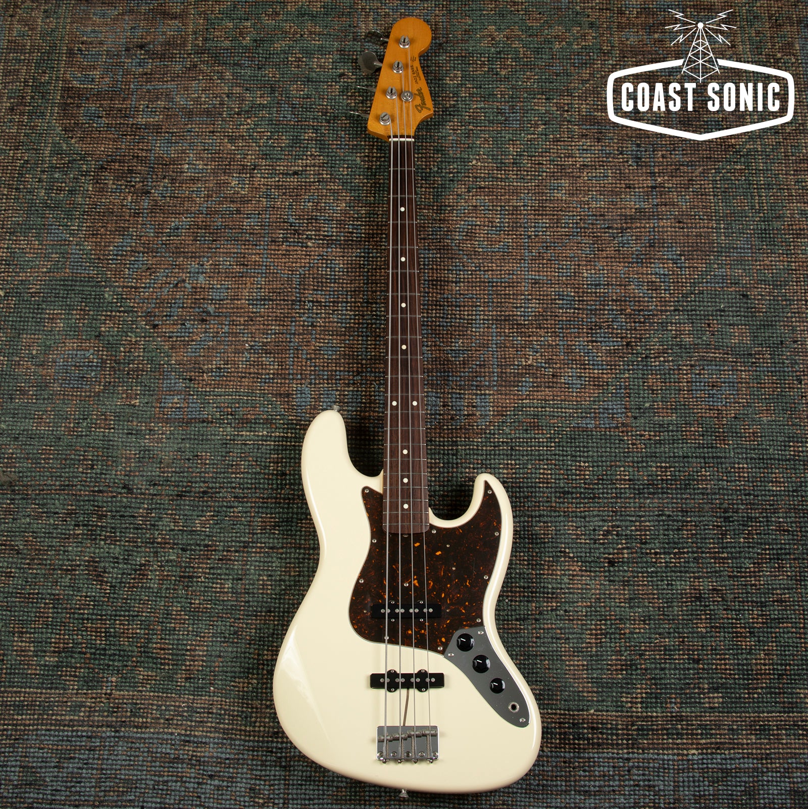 2010 Fender '62 Reissue Jazz Bass JB62 Made in Japan - Vintage White