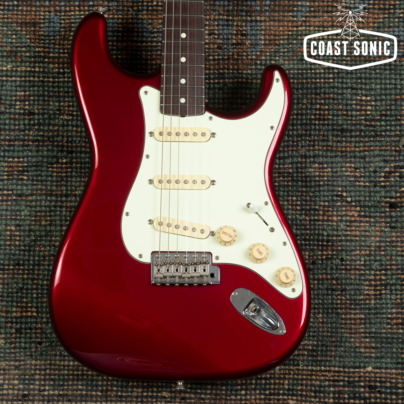 2014 Fender '62 Reissue Stratocaster ST62 Made in Japan - Candy Apple Red