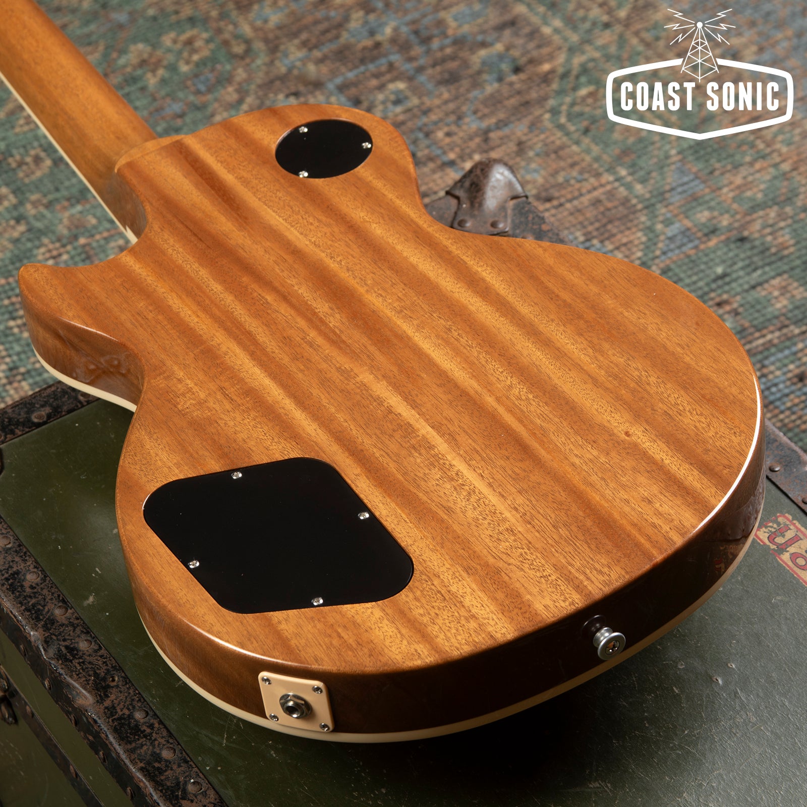 2022 Gibson Les Paul Standard '50s Figured Top Tobacco Burst, near mint