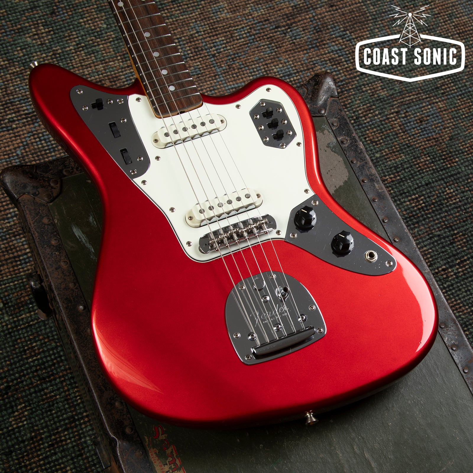 1998 Fender '62 Reissue Jaguar JG66-85MH Candy Apple Red w/ Matching Headstock CIJ