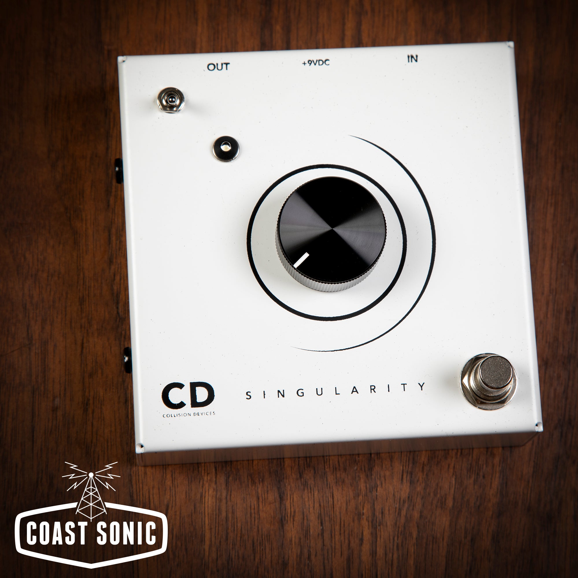 Collision Devices Singularity Fuzz white