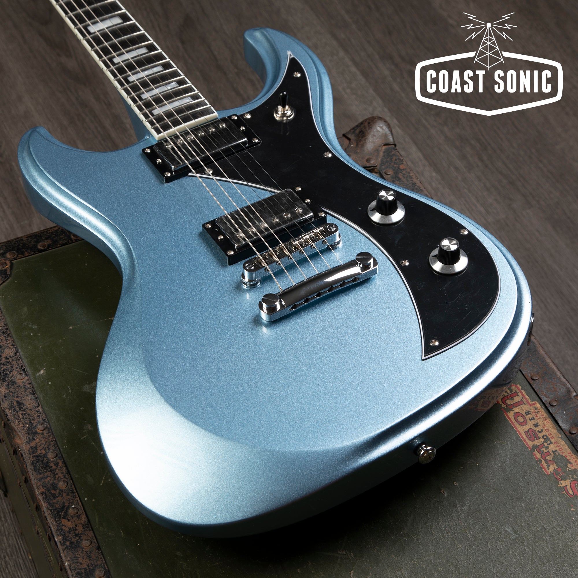 Dunable Guitars Gnarwhal DE - Pelham Blue