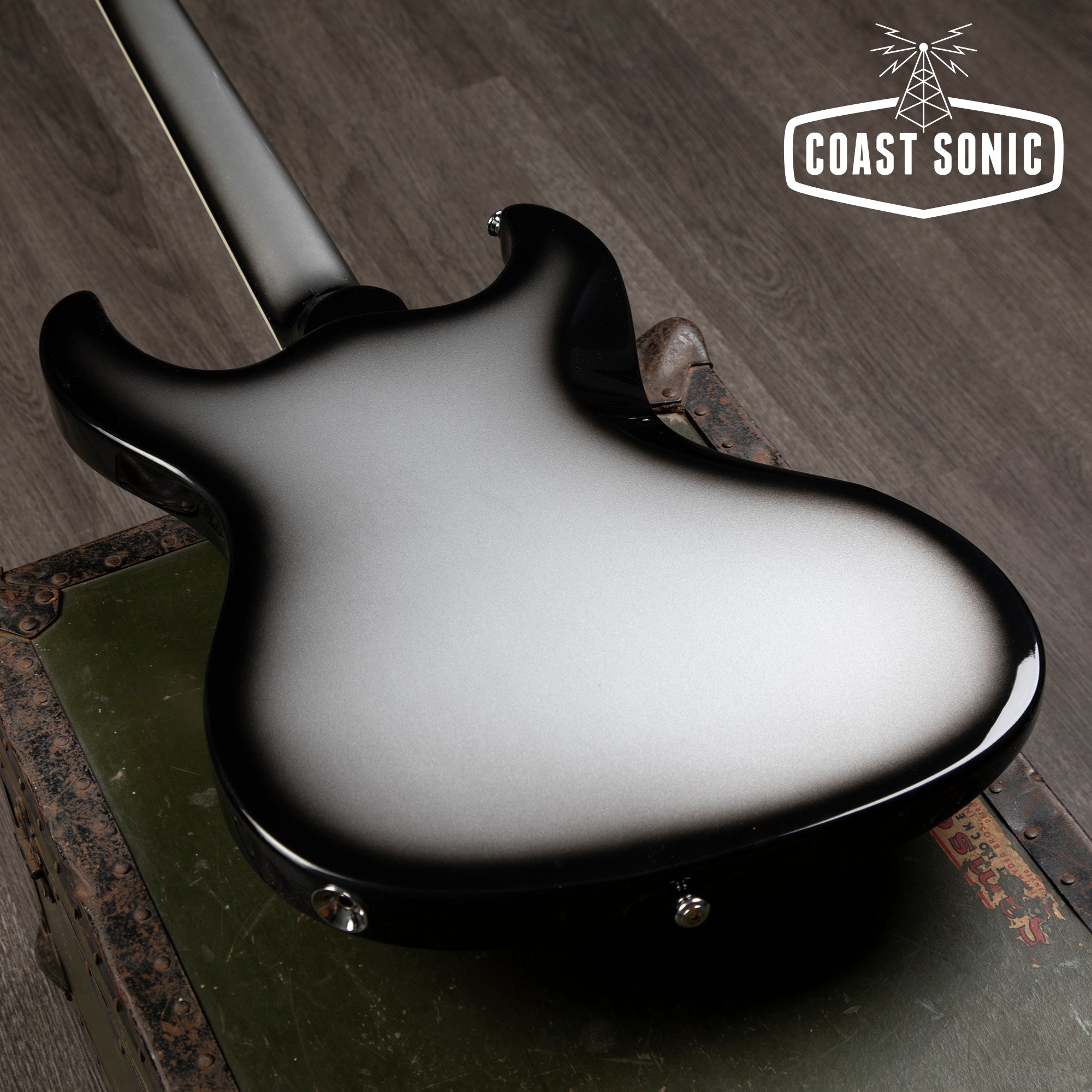 Dunable Guitars Gnarwhal DE - Silver Burst