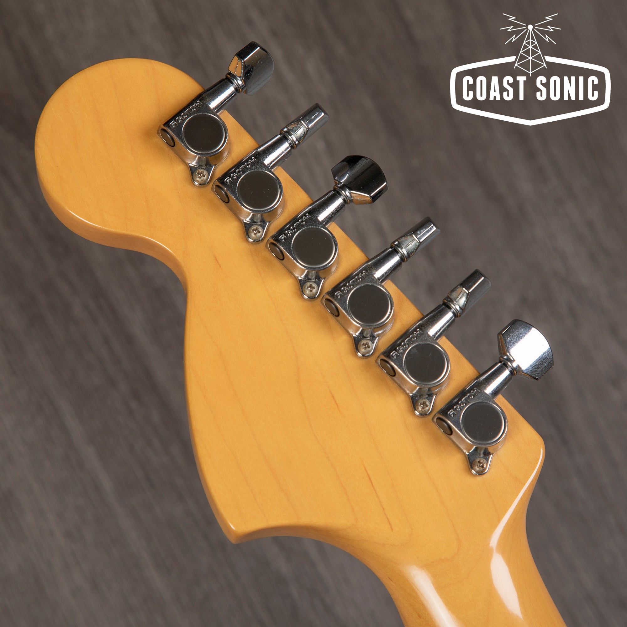 2002 Fender Stratocaster '72 Vintage Reissue ST72 w/ USA Pickups, Japan