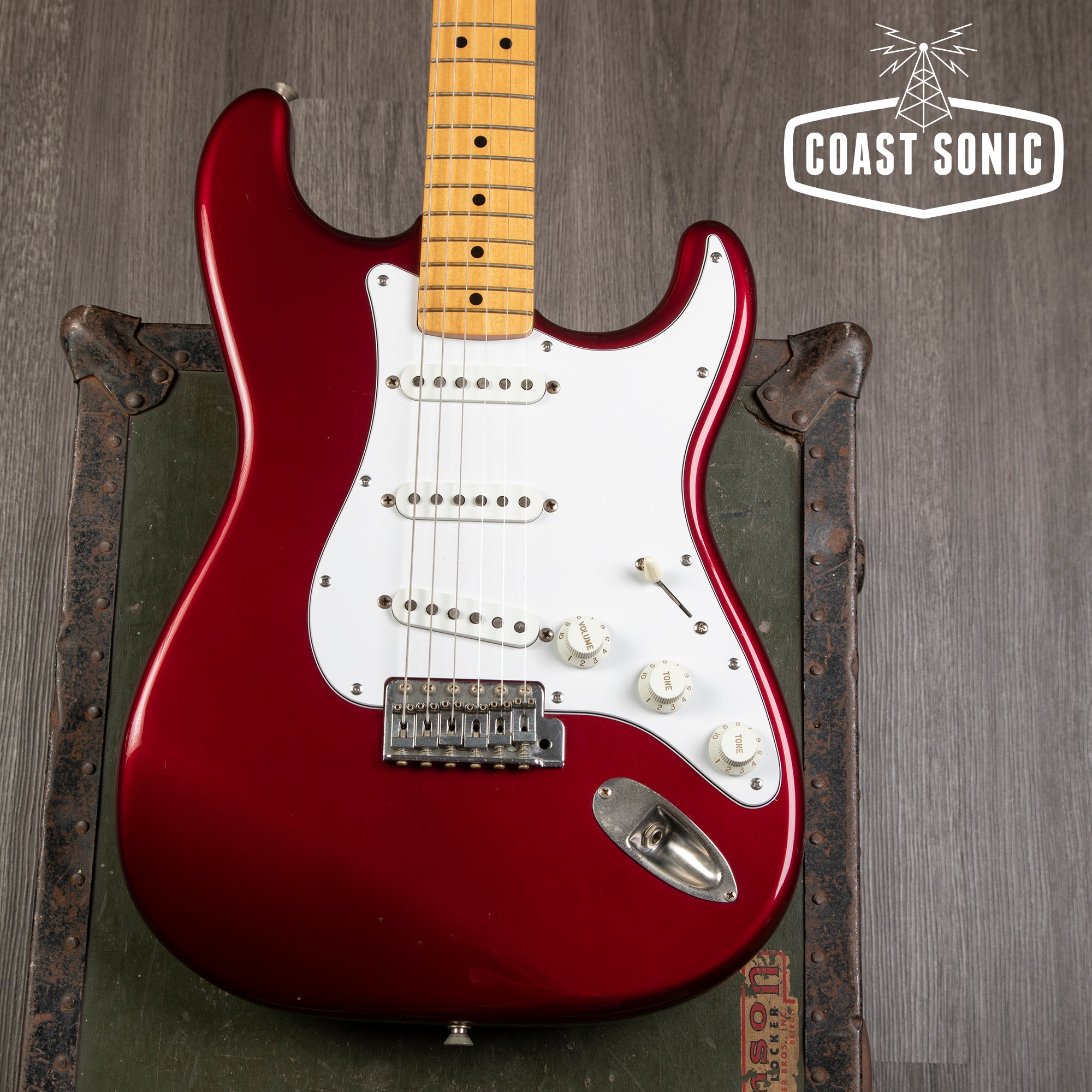 2002 Fender Stratocaster '72 Vintage Reissue ST72 w/ USA Pickups, Japan