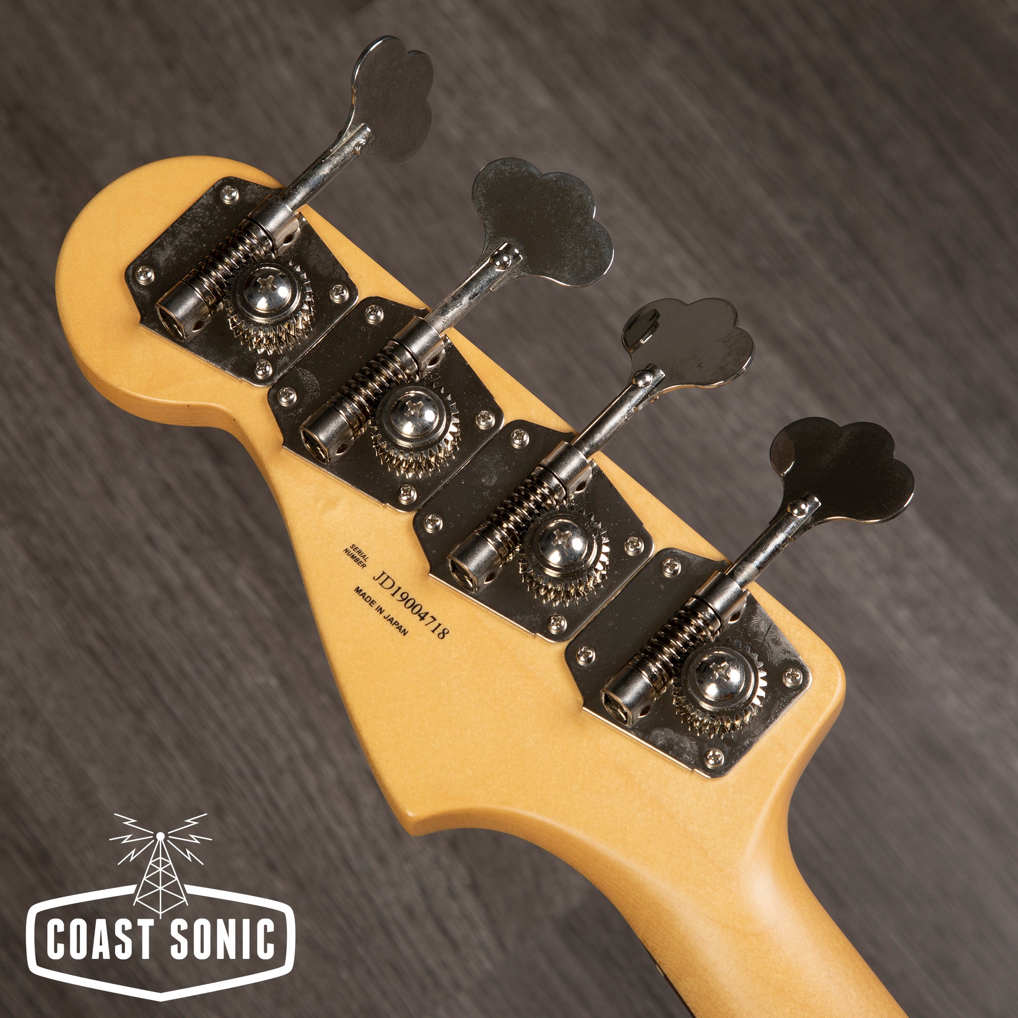 2019 Fender Hybrid 60s Jazz Bass made in Japan