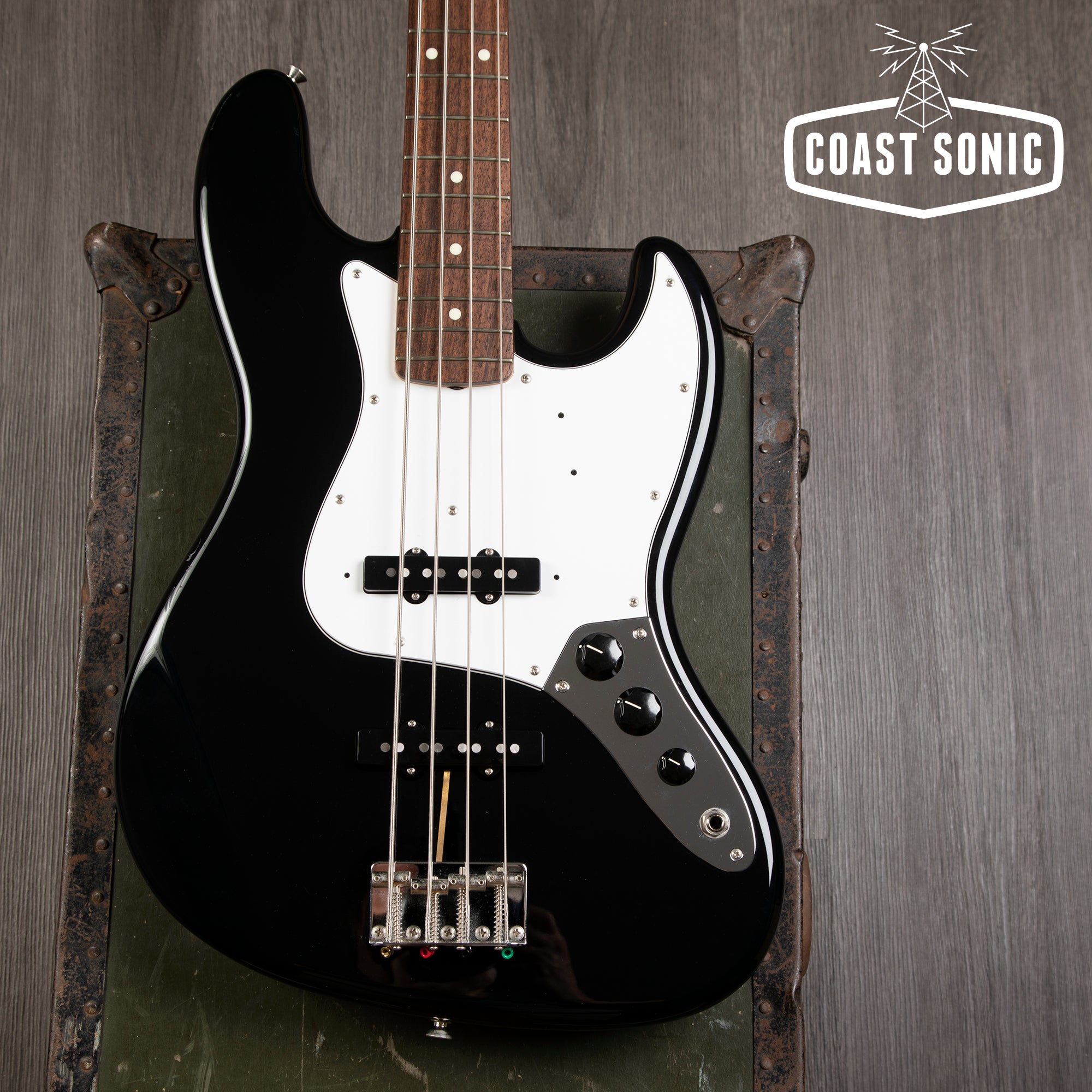 2019 Fender Hybrid 60s Jazz Bass made in Japan