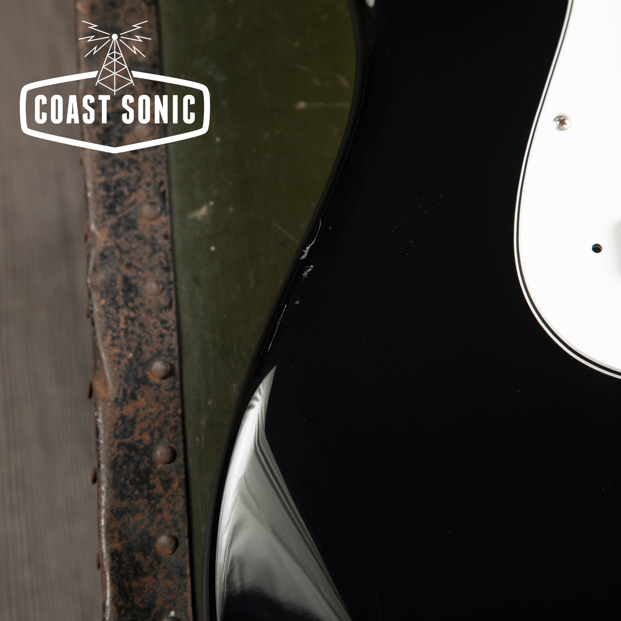 2019 Fender Hybrid 60s Jazz Bass made in Japan