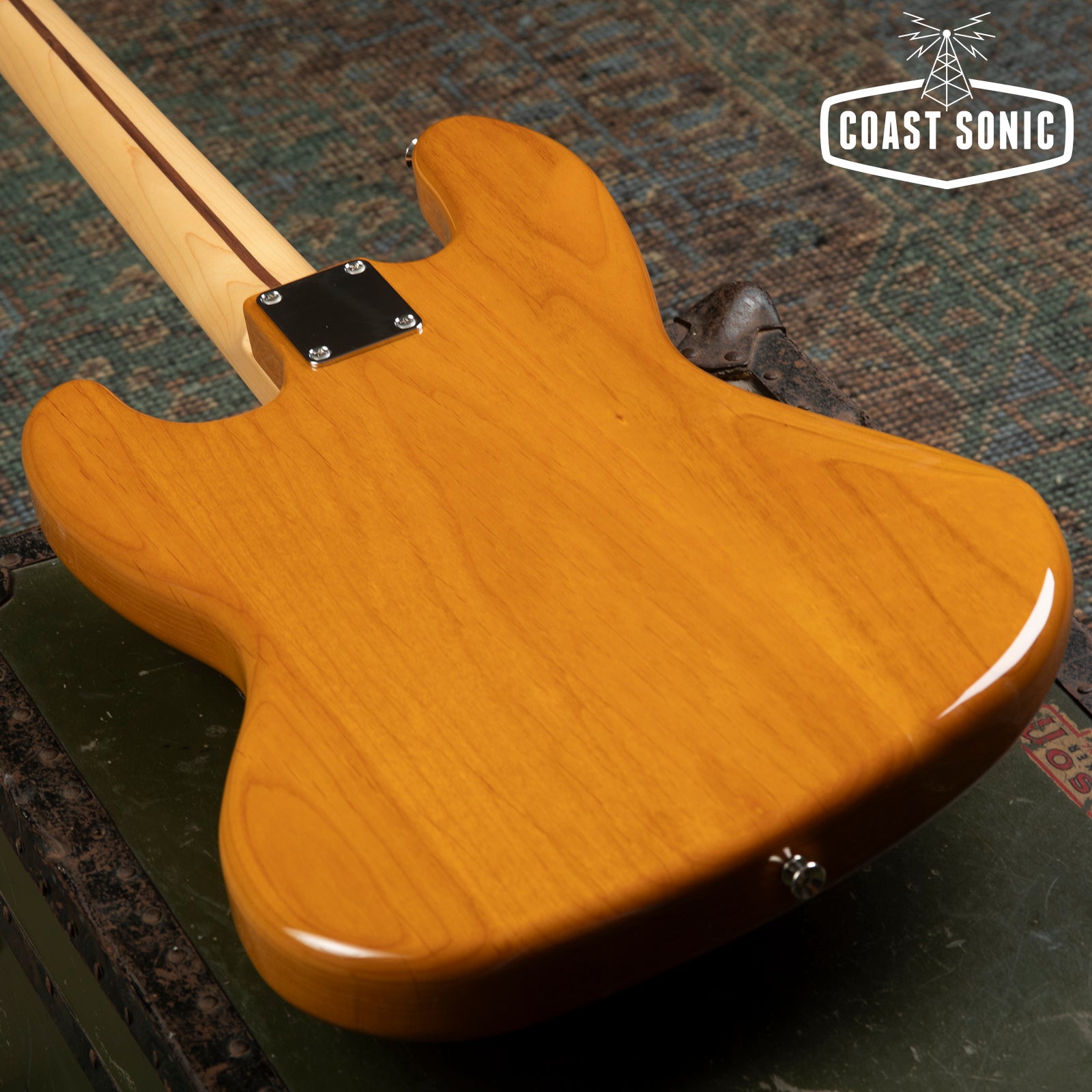 2021 Fender Hybrid II Jazz Bass Made in Japan