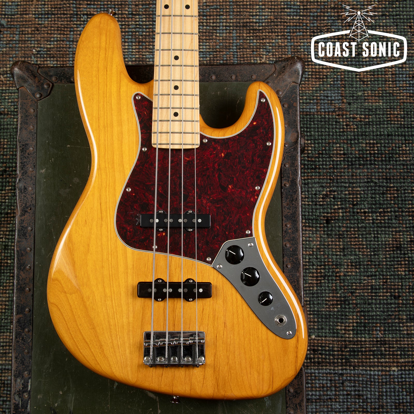 2021 Fender Hybrid II Jazz Bass Made in Japan