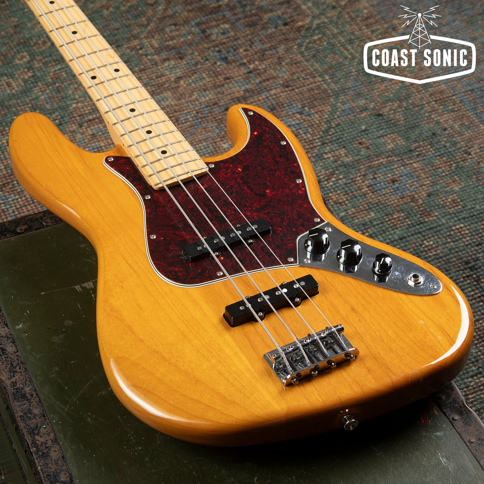 2021 Fender Hybrid II Jazz Bass Made in Japan
