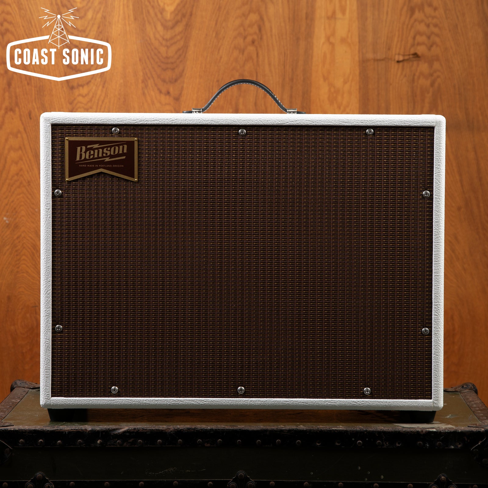 Benson Monarch Reverb+ with tube power scaling (White)