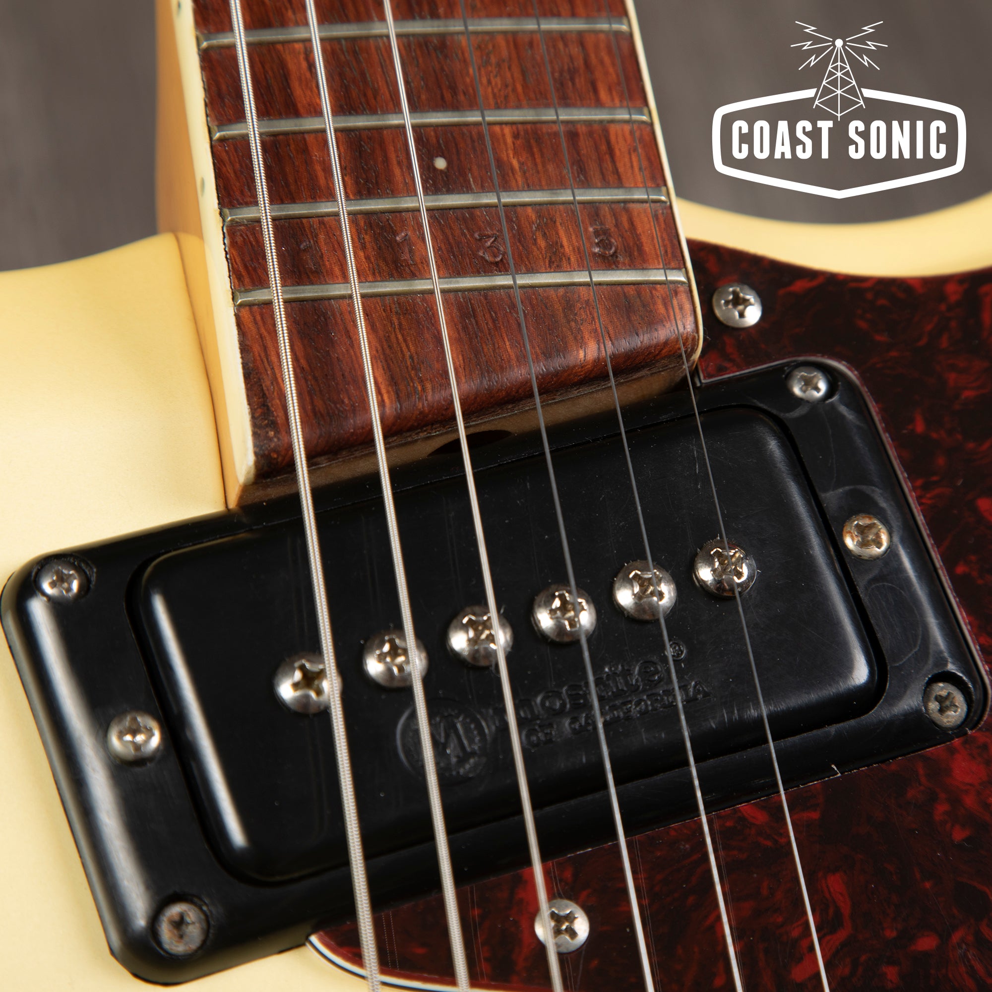 2000s Mosrite V-65 Ventures Model 1965 Reissue w/ Vibramute, original Tags & case, Filmore