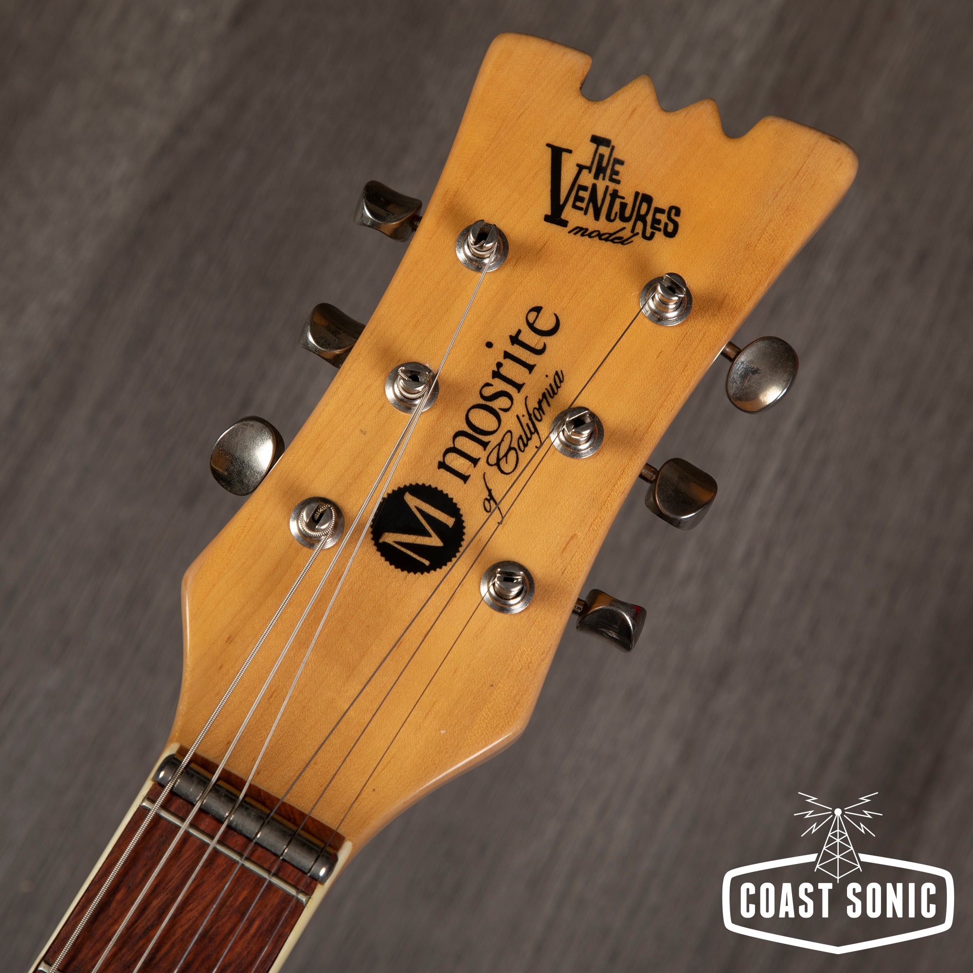 2000s Mosrite V-65 Ventures Model 1965 Reissue w/ Vibramute, original Tags & case, Filmore