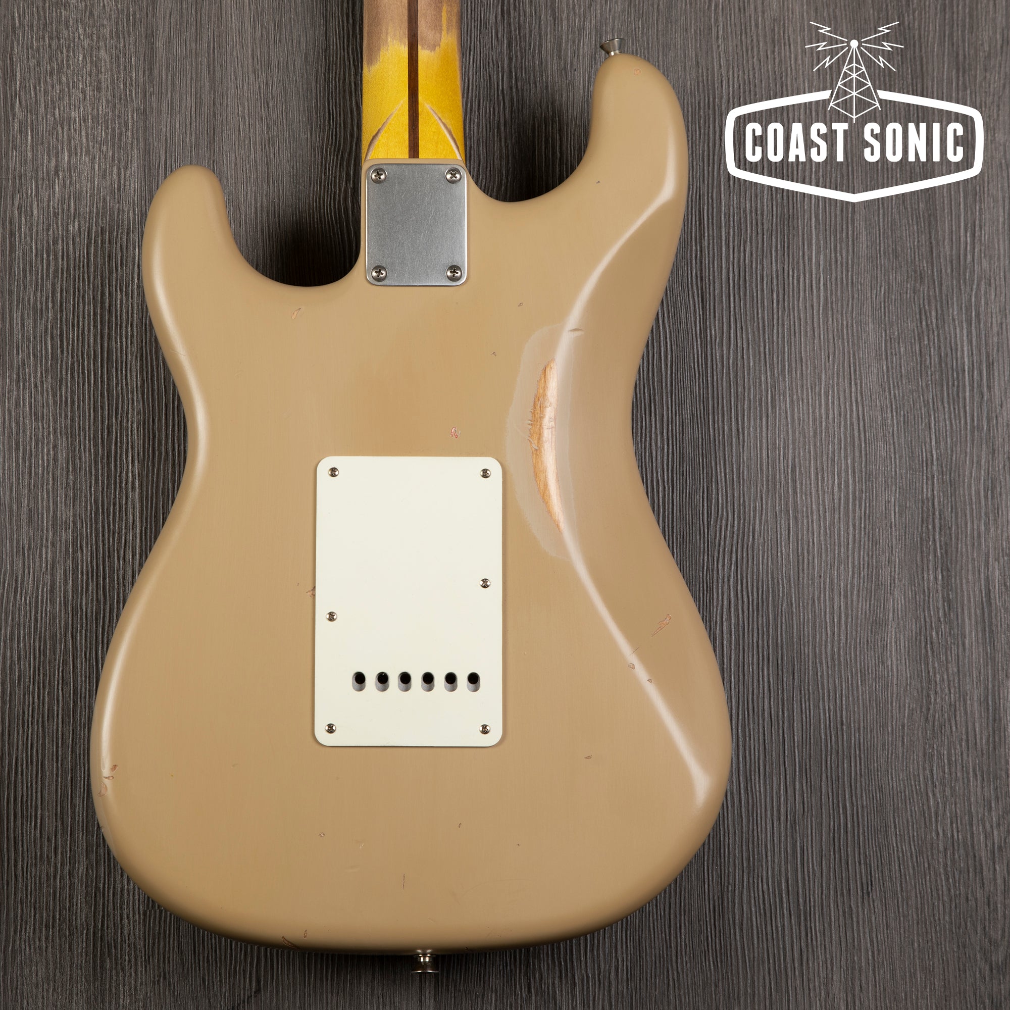 Nash Guitars S-57 desert sand