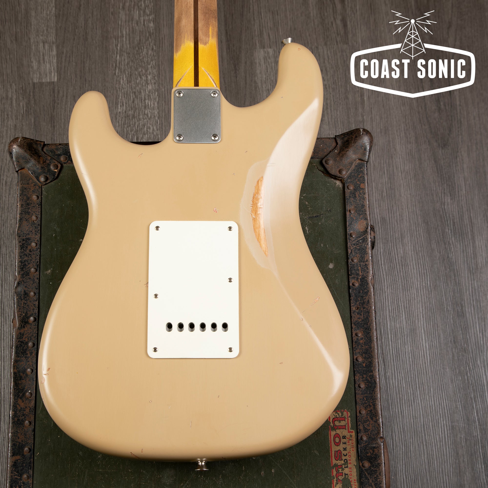 Nash Guitars S-57 desert sand