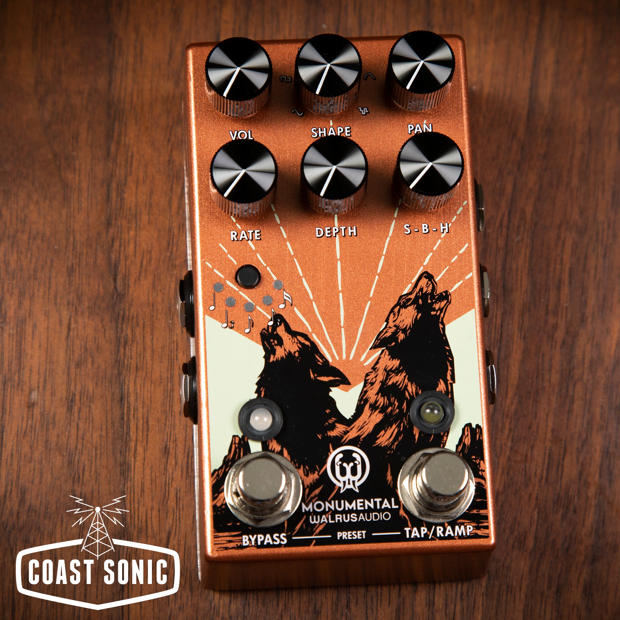 Walrus Audio Monumental Stereo Harmonic Tap Tremolo