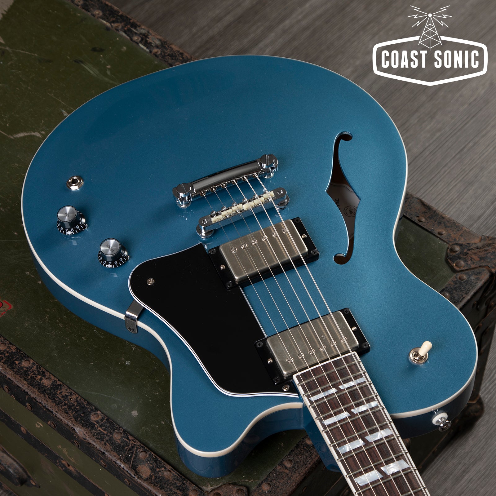 Josh Williams Guitars Stella Semi Hollow - Pelham Blue