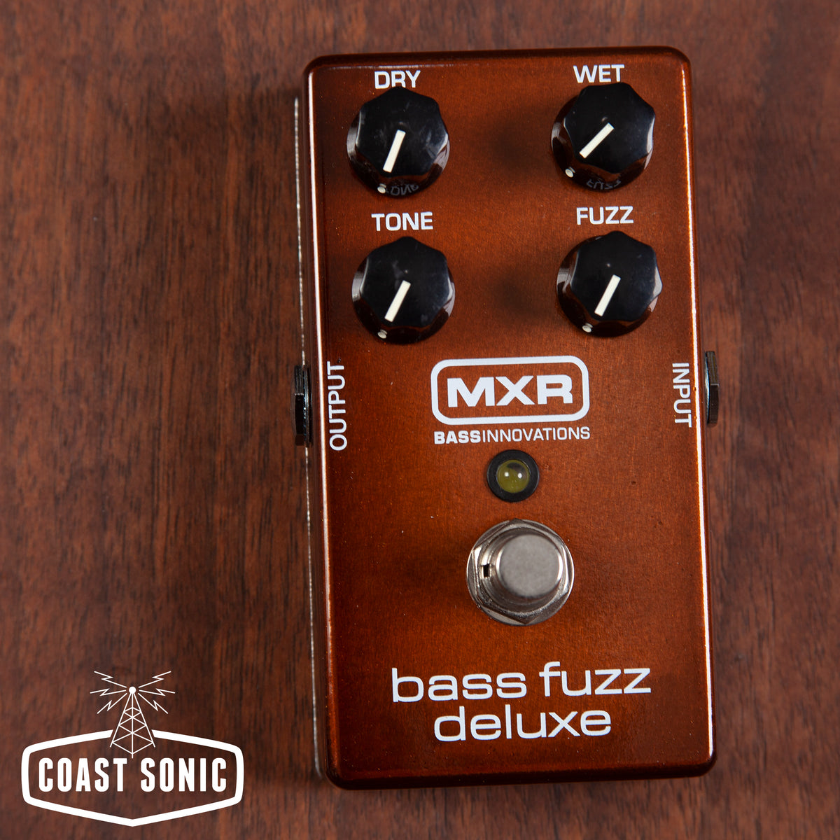 fuzz pedal bass MXR M84 Bass Fuzz Deluxe Pedal