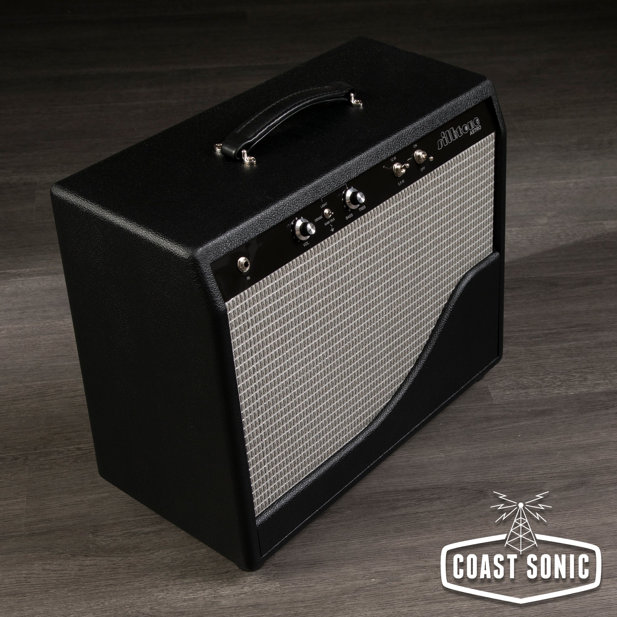 Silktone "The Astro" switchable 12 or .5 watts KT66 combo amp