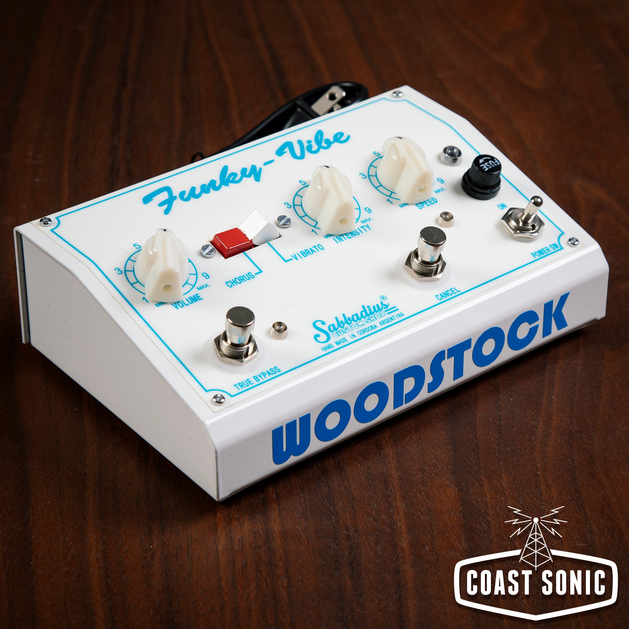 Sabbadius Electronics Woodstock Funky-Vibe