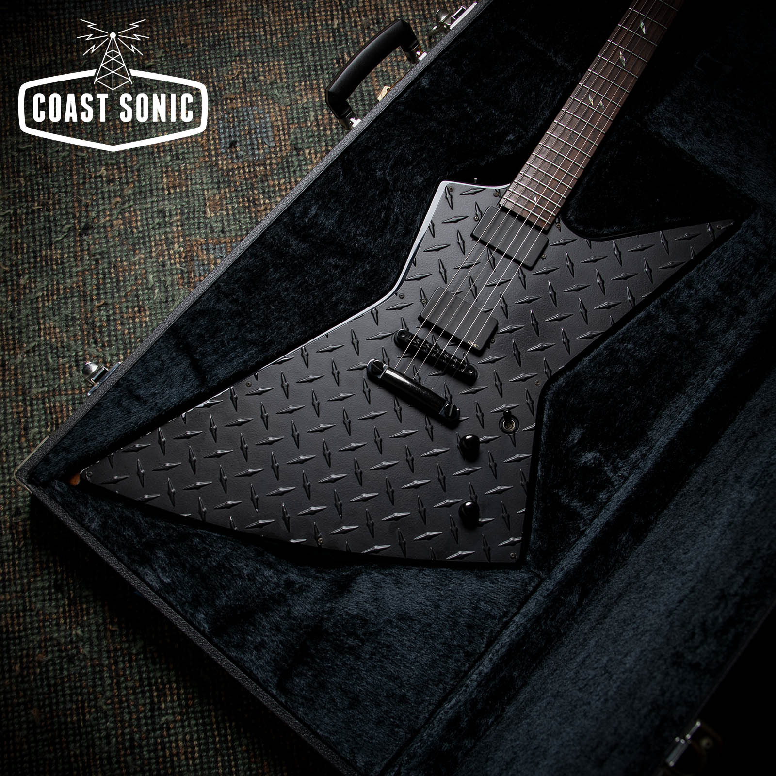 The History of the ESP MX-250 and JH-2: James Hetfield's Legendary Explorer Guitars