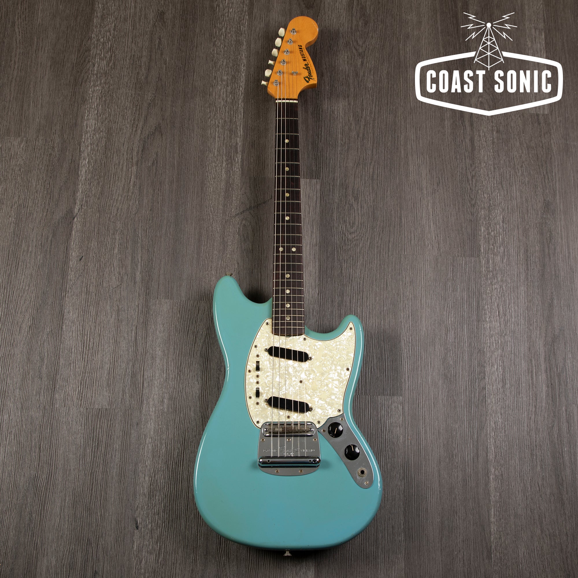 Vintage 1966 Fender Mustang Daphne Blue w/original case