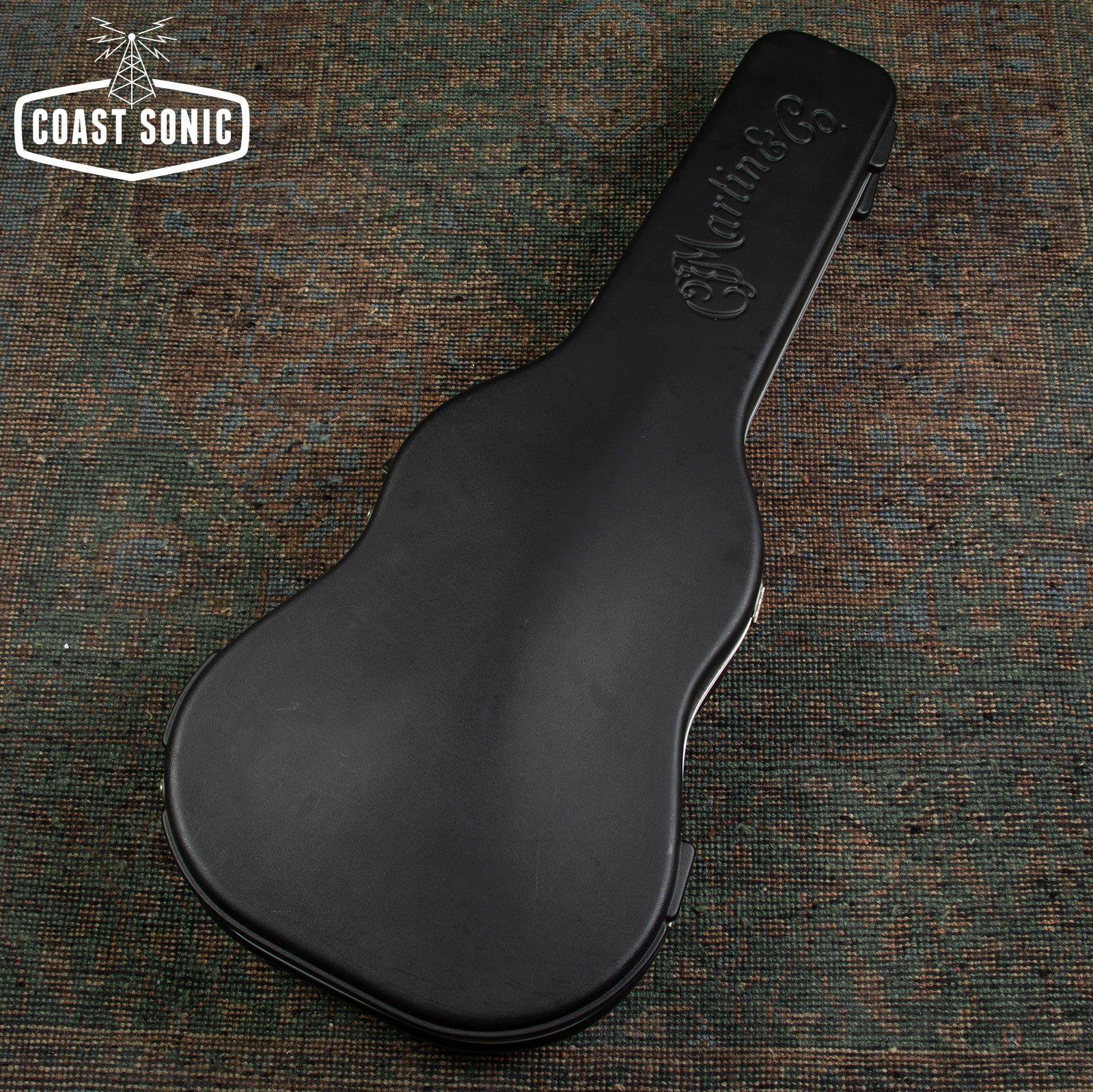 2000 Martin D-28 Standard Dreadnought w/ Case