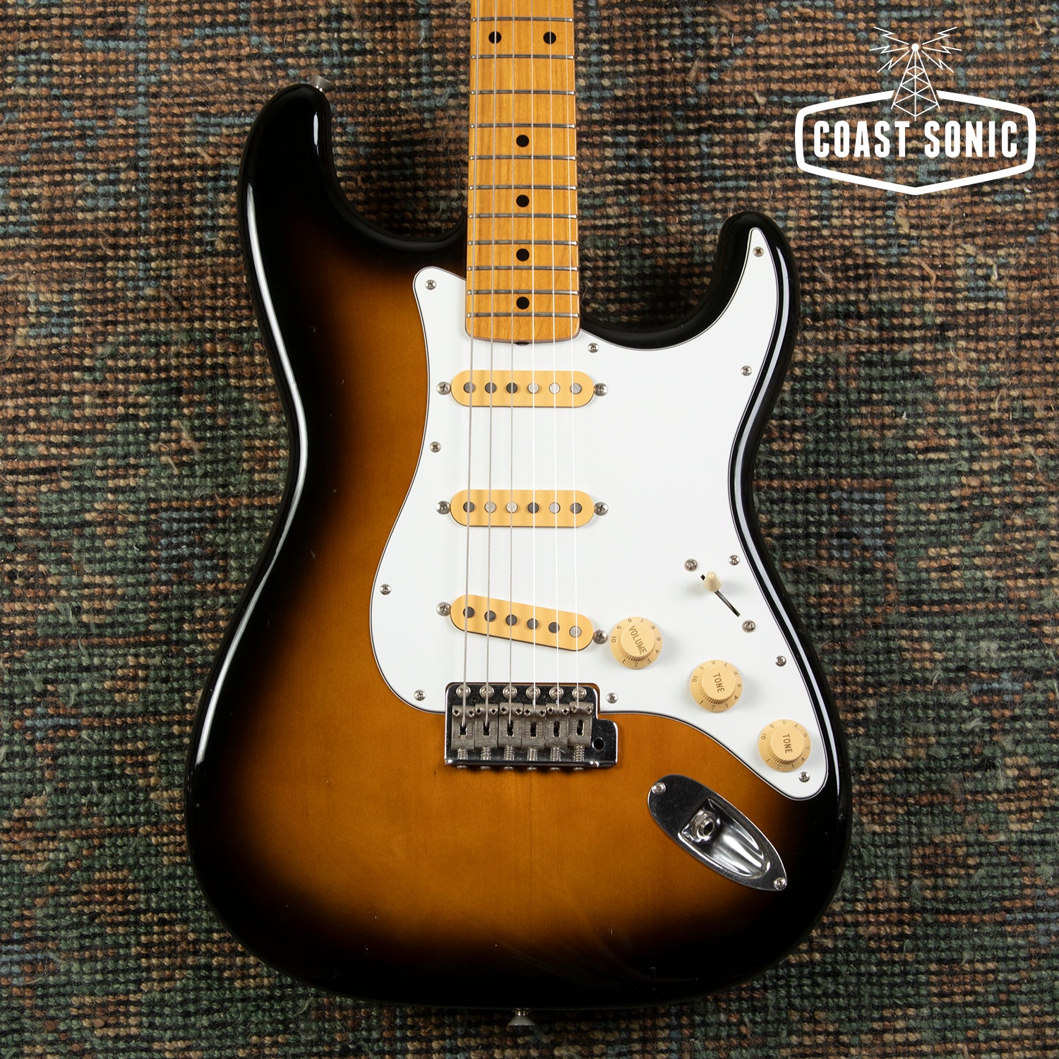 FenderJapan STC-54 freedom製トレモロ換装 1990年 FenderJapan STC-54 freedom製トレモロ換装 1990年の通販はau PAY