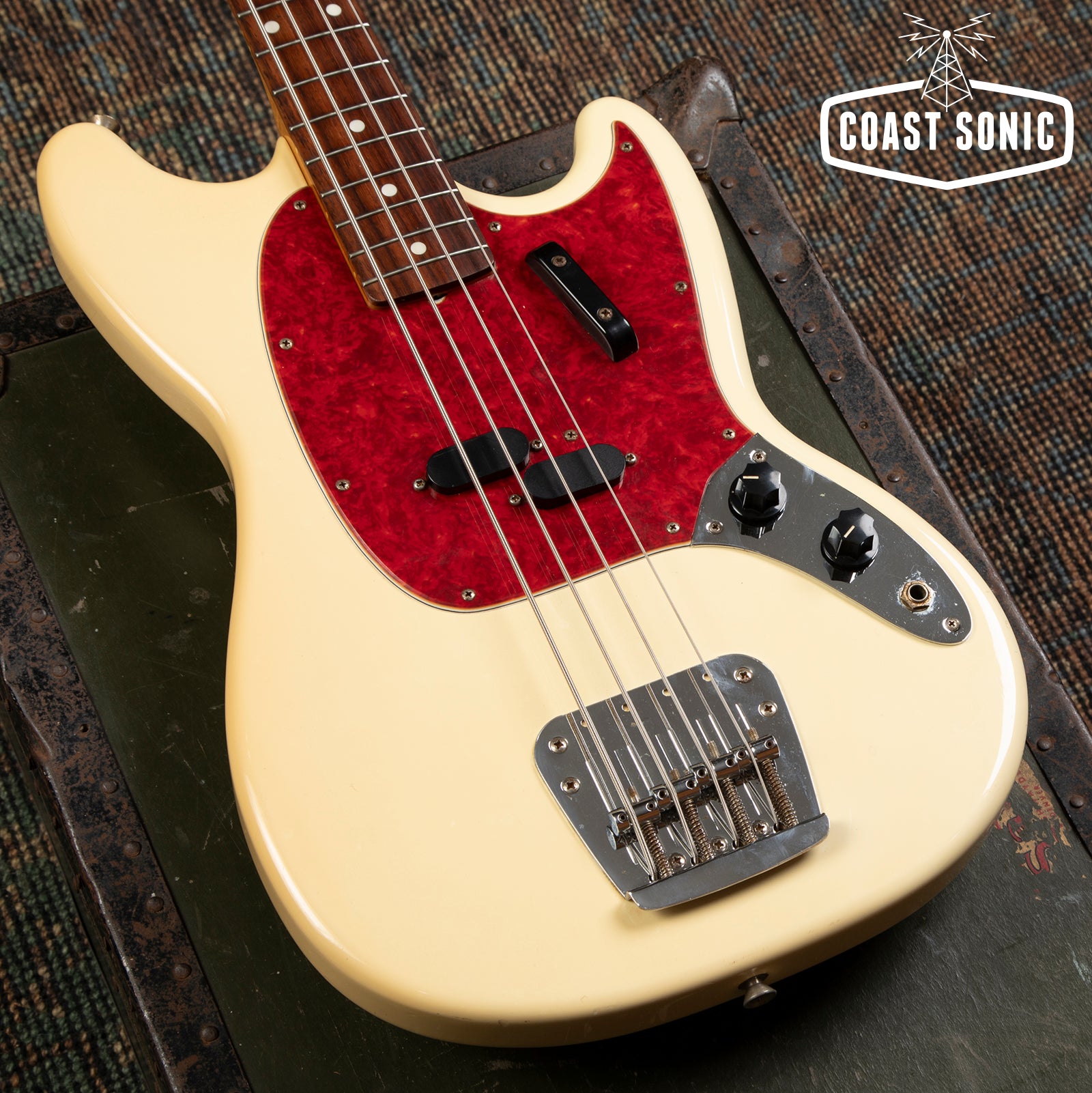 1997 Fender '66 Reissue Mustang Bass Crafted in Japan