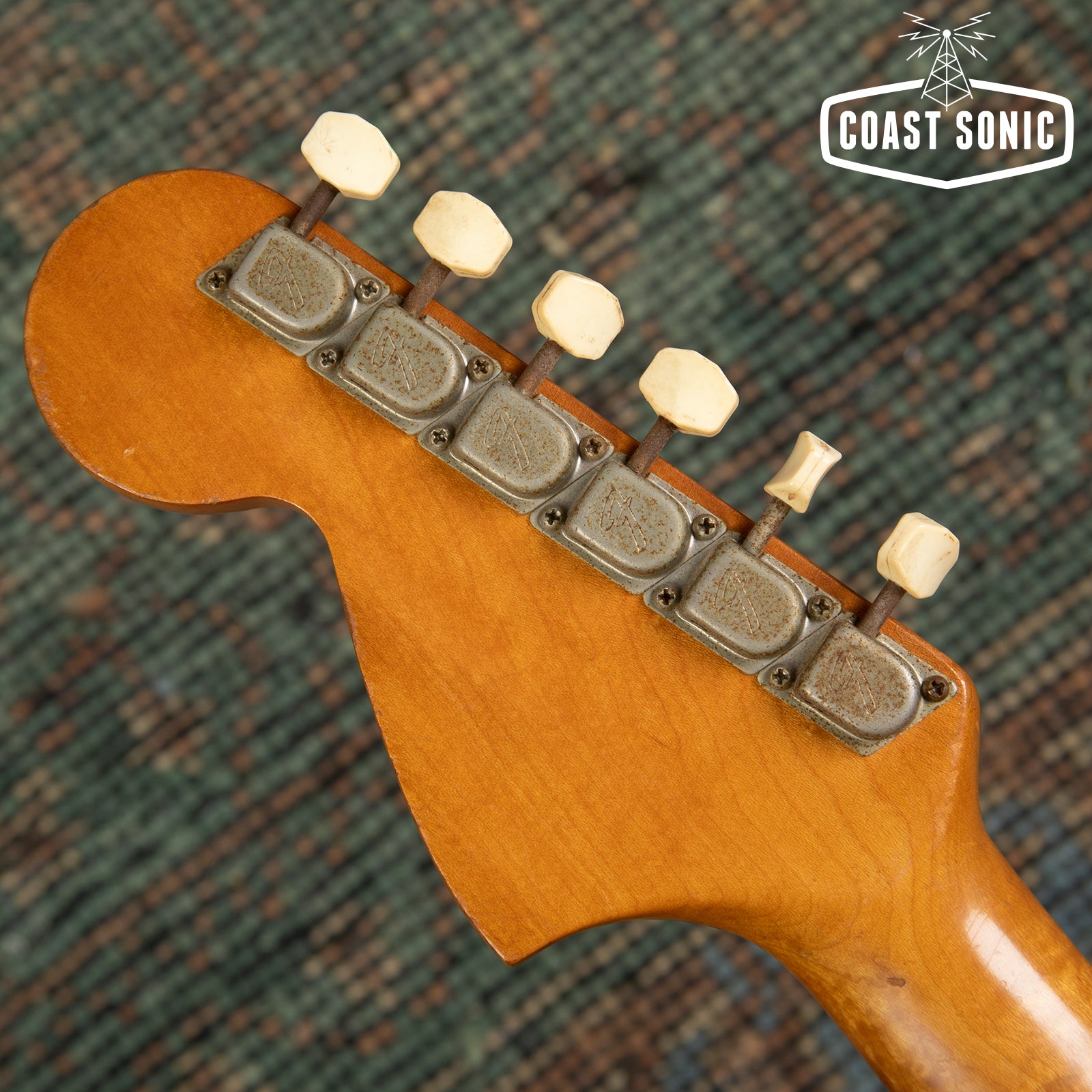 Vintage 1967 Fender Mustang with original case