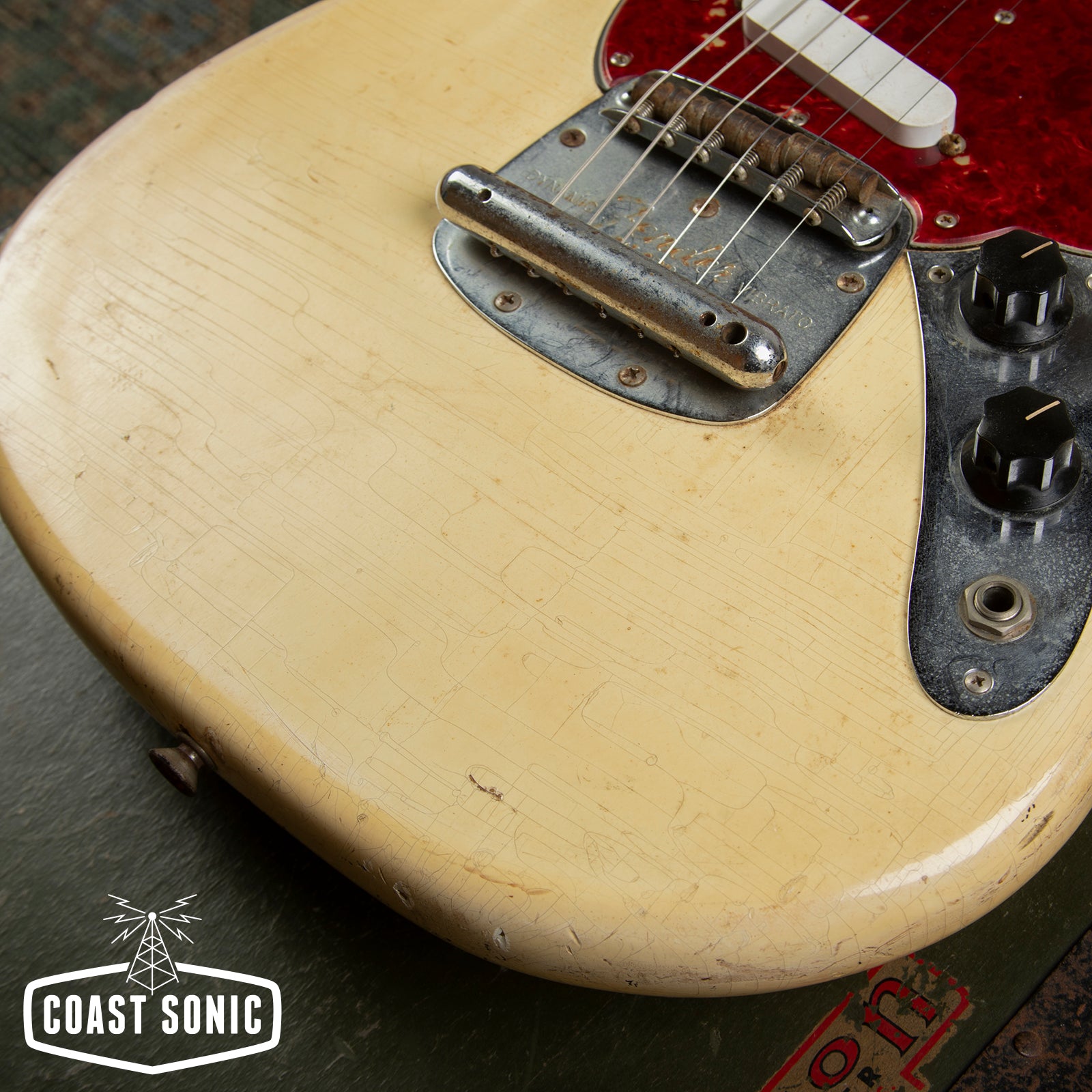Vintage 1967 Fender Mustang with original case