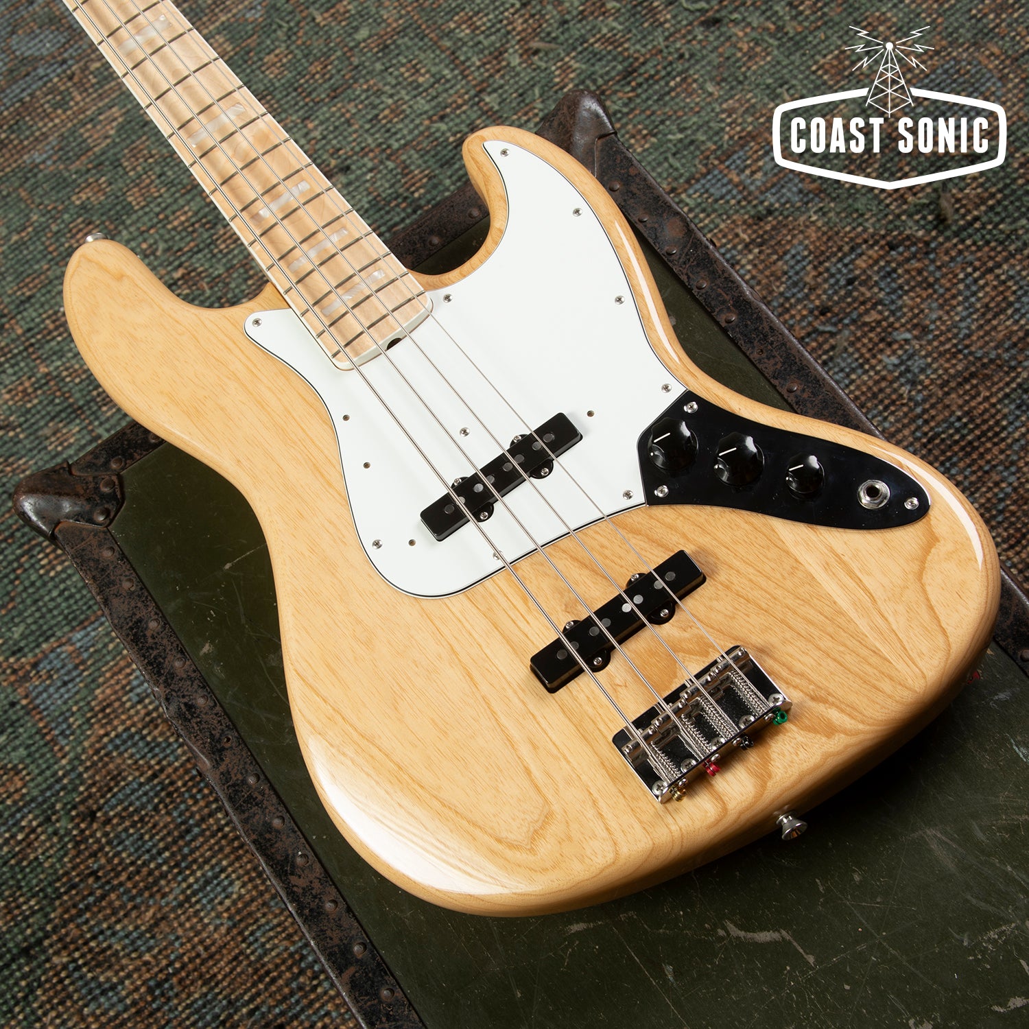 2023 Fender Made in Japan Heritage '70s Jazz Bass MIJ