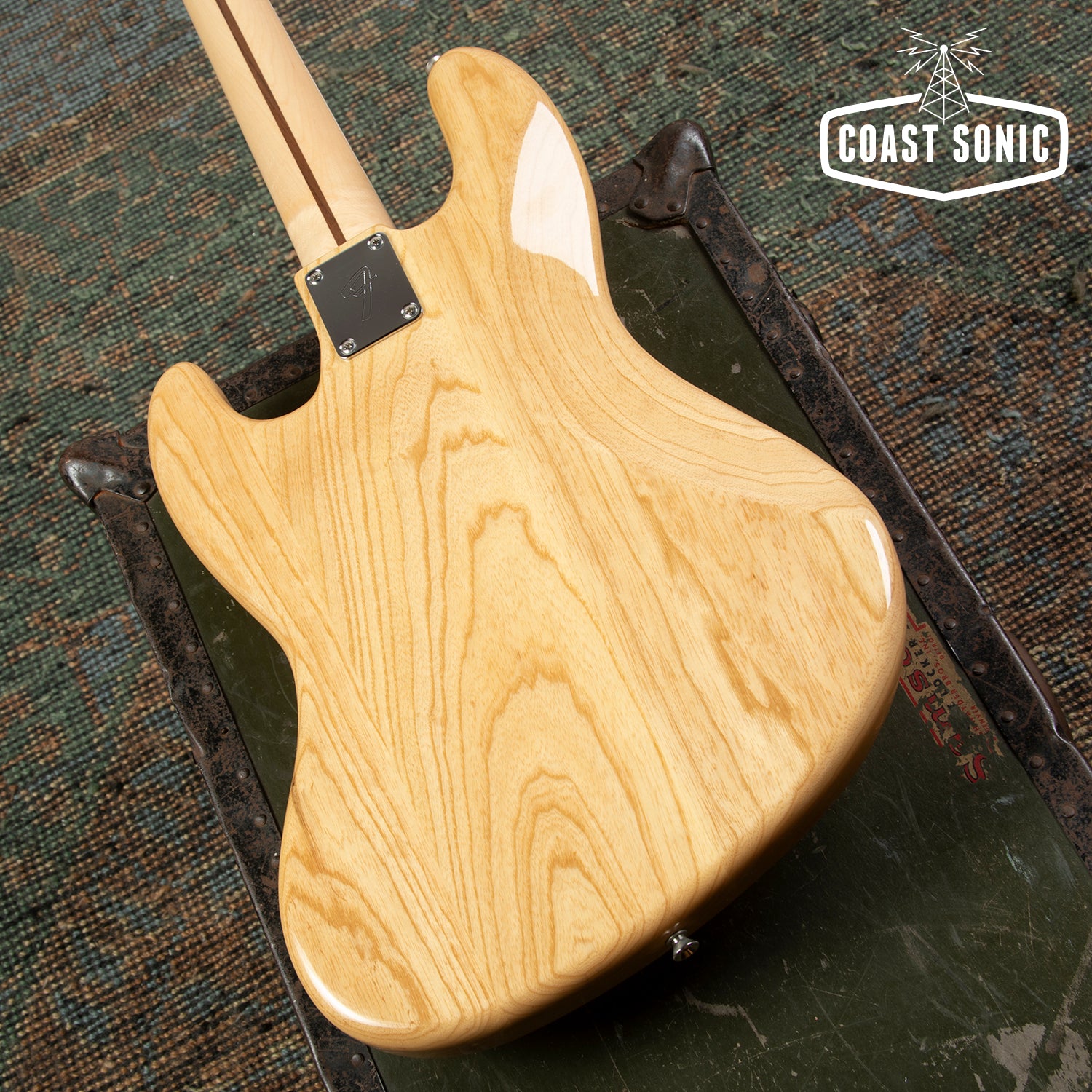 2023 Fender Made in Japan Heritage '70s Jazz Bass MIJ
