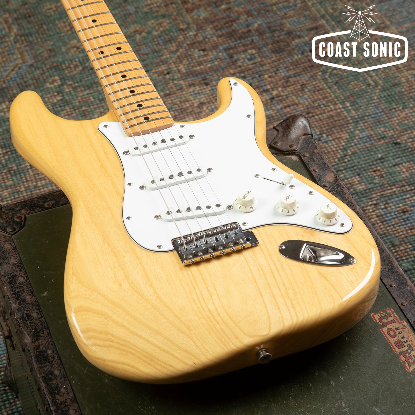 Fender Japan STRATOCASTER⭐︎ 2004 Fender '71 Reissue Stratocaster ST71-85TX Crafted in Japan USA Pi