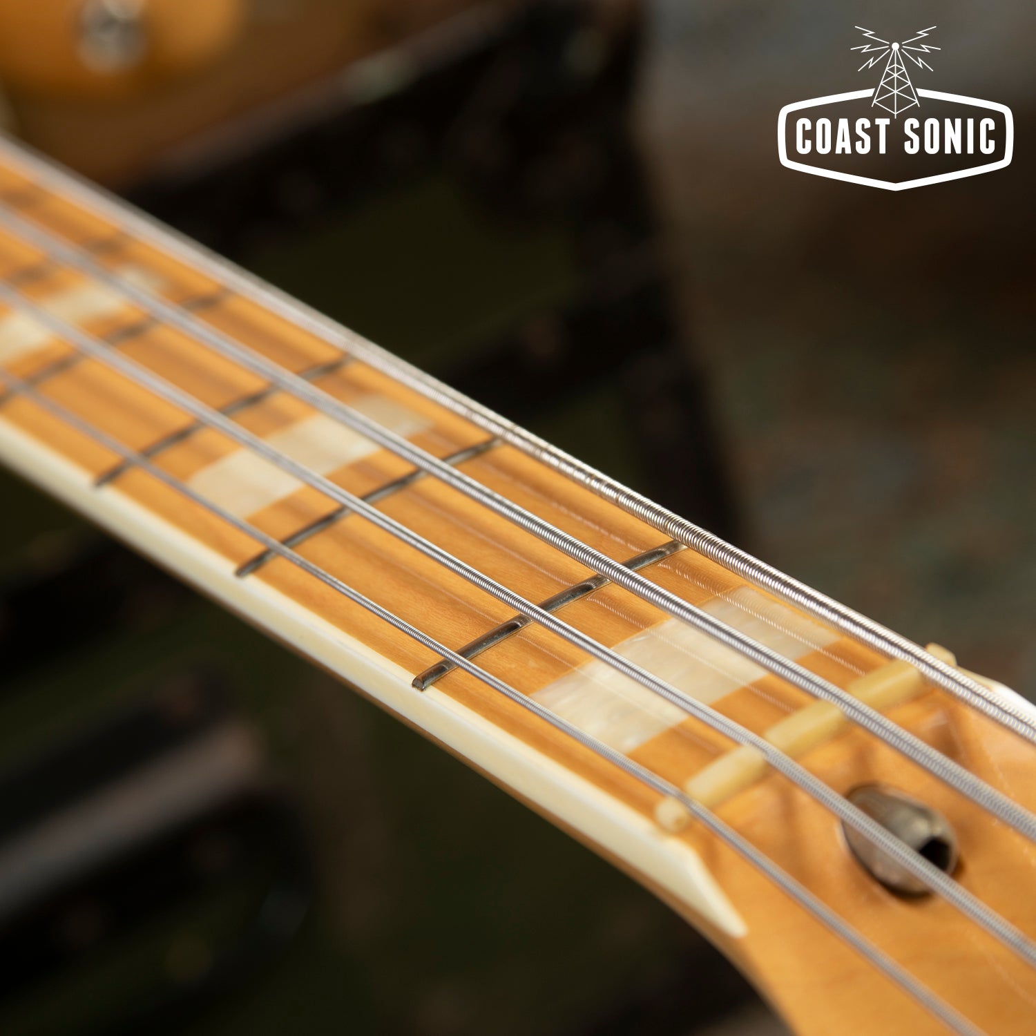 2004 Fender Vintage '75 Jazz Bass Vintage Reissue JB75-90US CIJ Japan