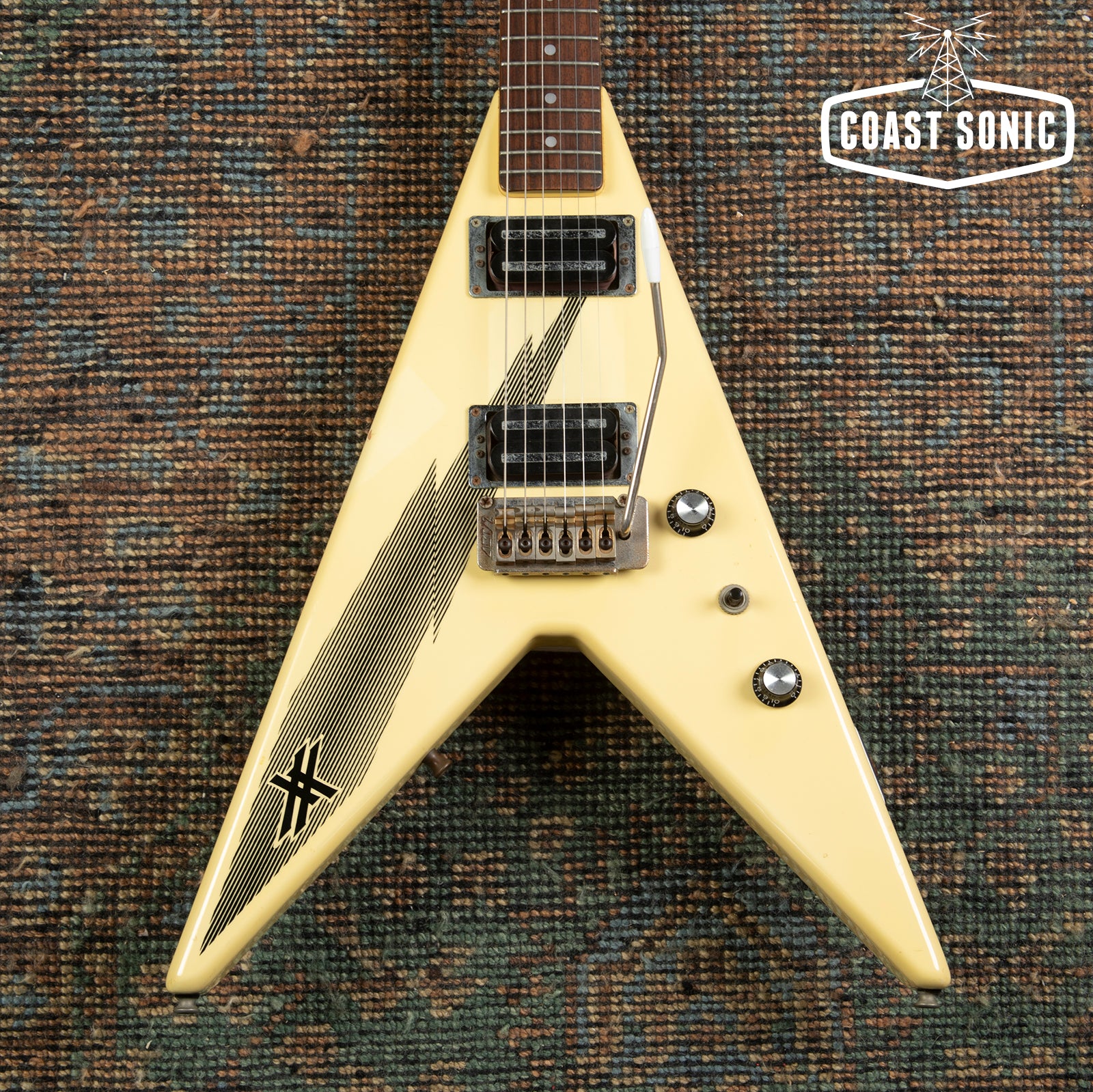 1984 Aria Pro II XX Deluxe Flying V Made in Japan