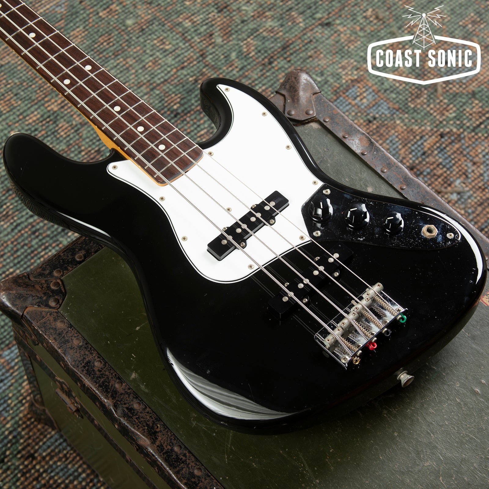 まねみさFender Japan JB62 2012年製 ジャズベース まねみさFender Japan JB62 2012年製 ジャズベース まねみさ様