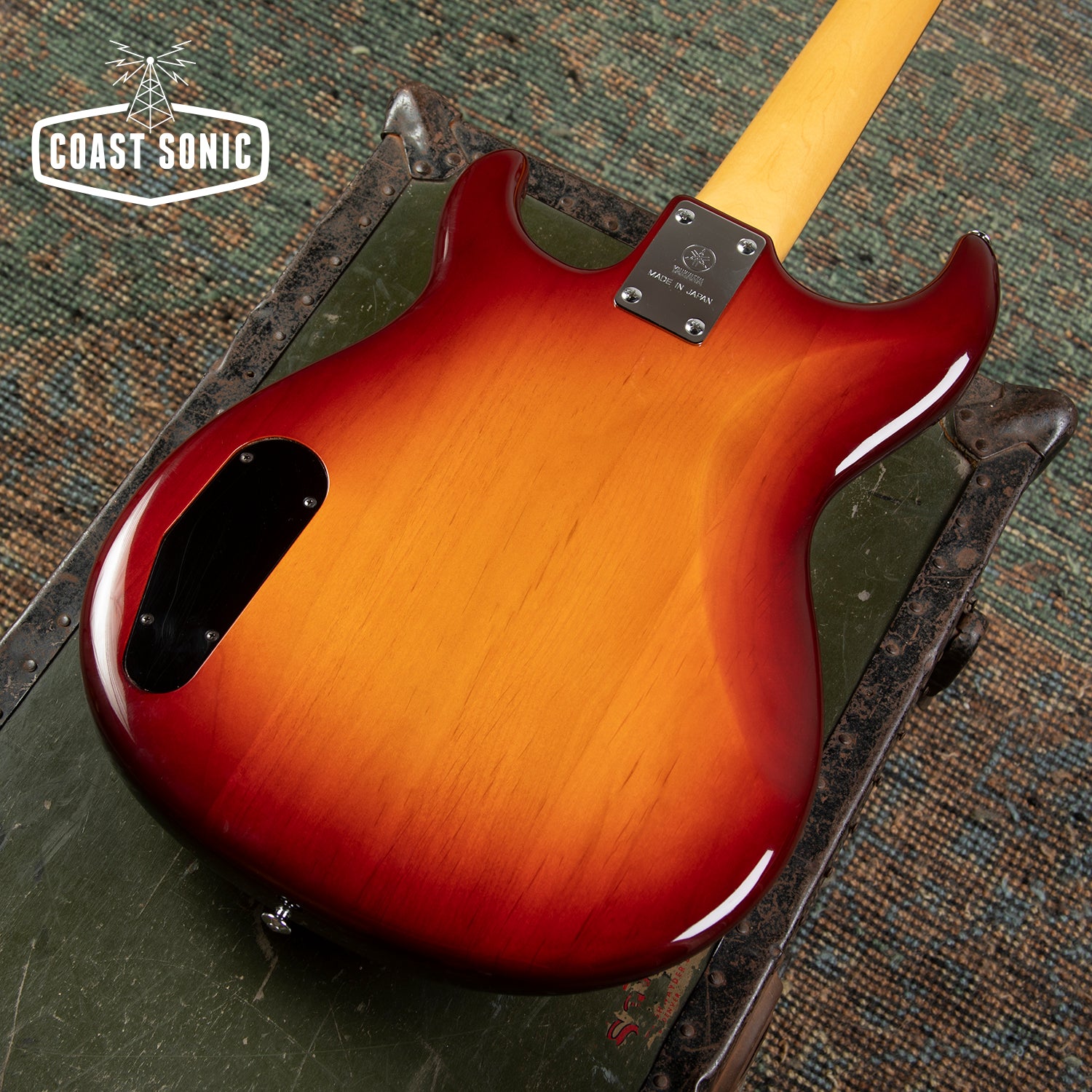 1982 Yamaha Broad Bass VI Made in Japan cherry burst