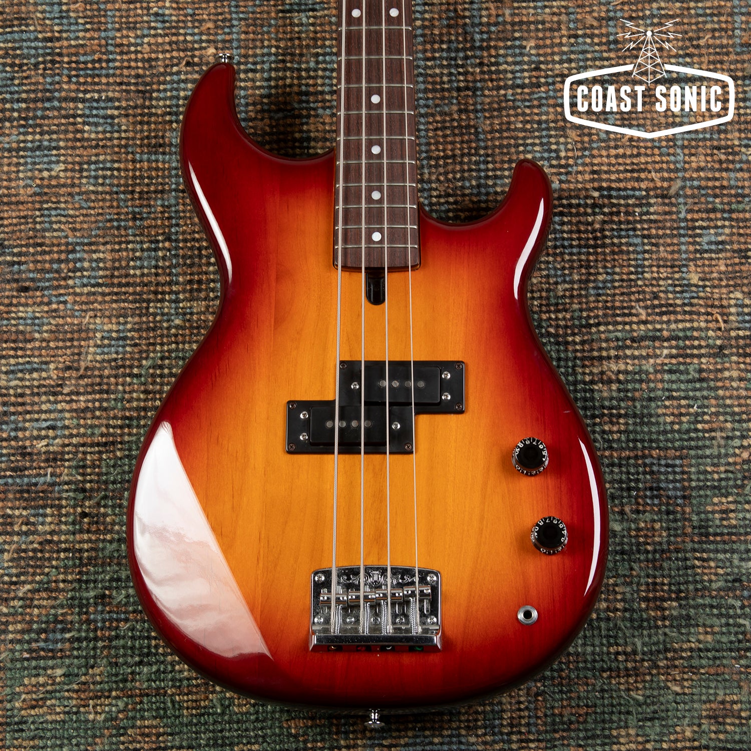 1982 Yamaha Broad Bass VI Made in Japan cherry burst