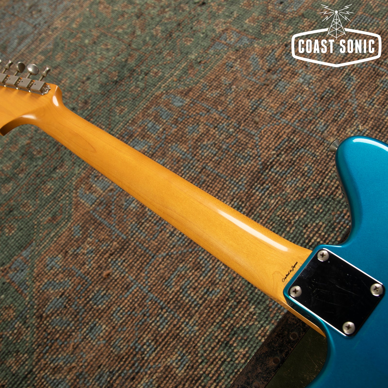 1998 Fender '62 Reissue Jaguar JG66-85MH Lake Placid Blue w/ Matching