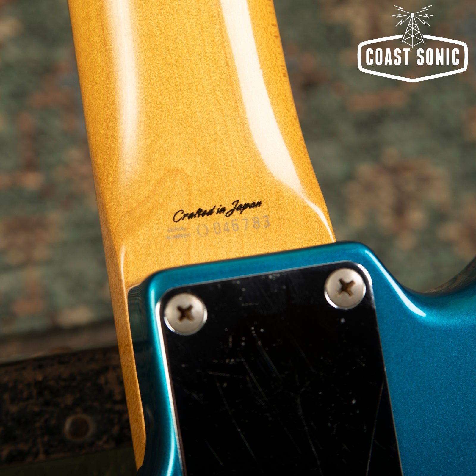 1998 Fender '62 Reissue Jaguar JG66-85MH Lake Placid Blue w/ Matching