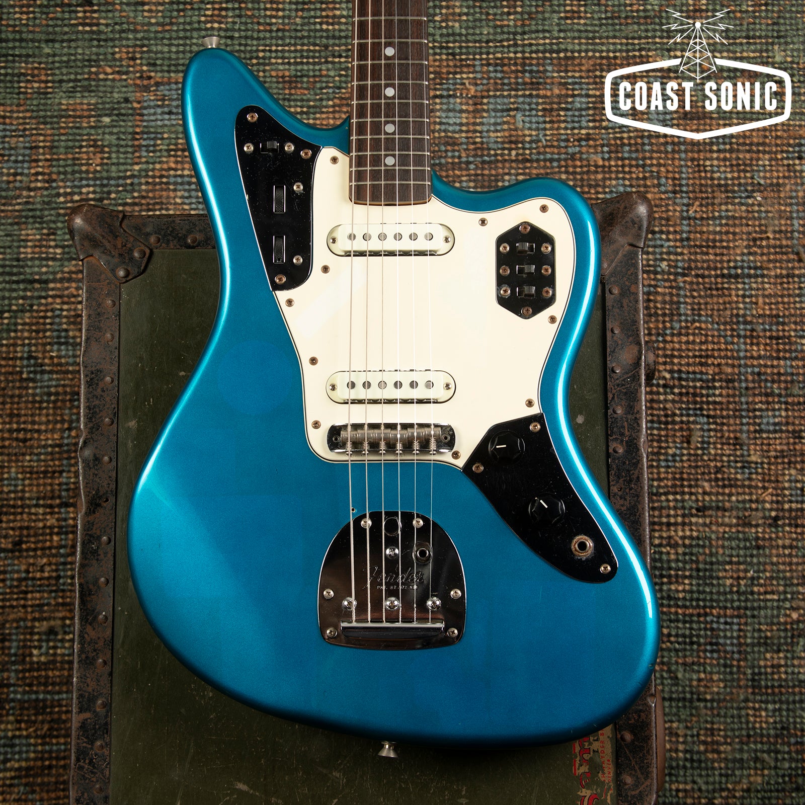 1998 Fender '62 Reissue Jaguar JG66-85MH Lake Placid Blue w/ Matching