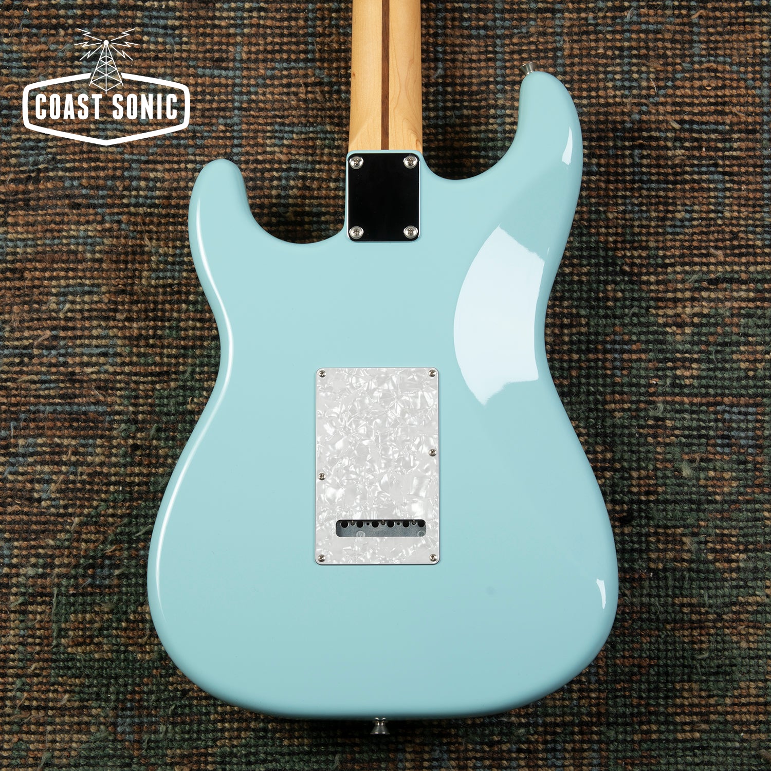 2024 Fender FSR Hybrid II Stratocaster Sonic Blue w/ Matching Headstoc