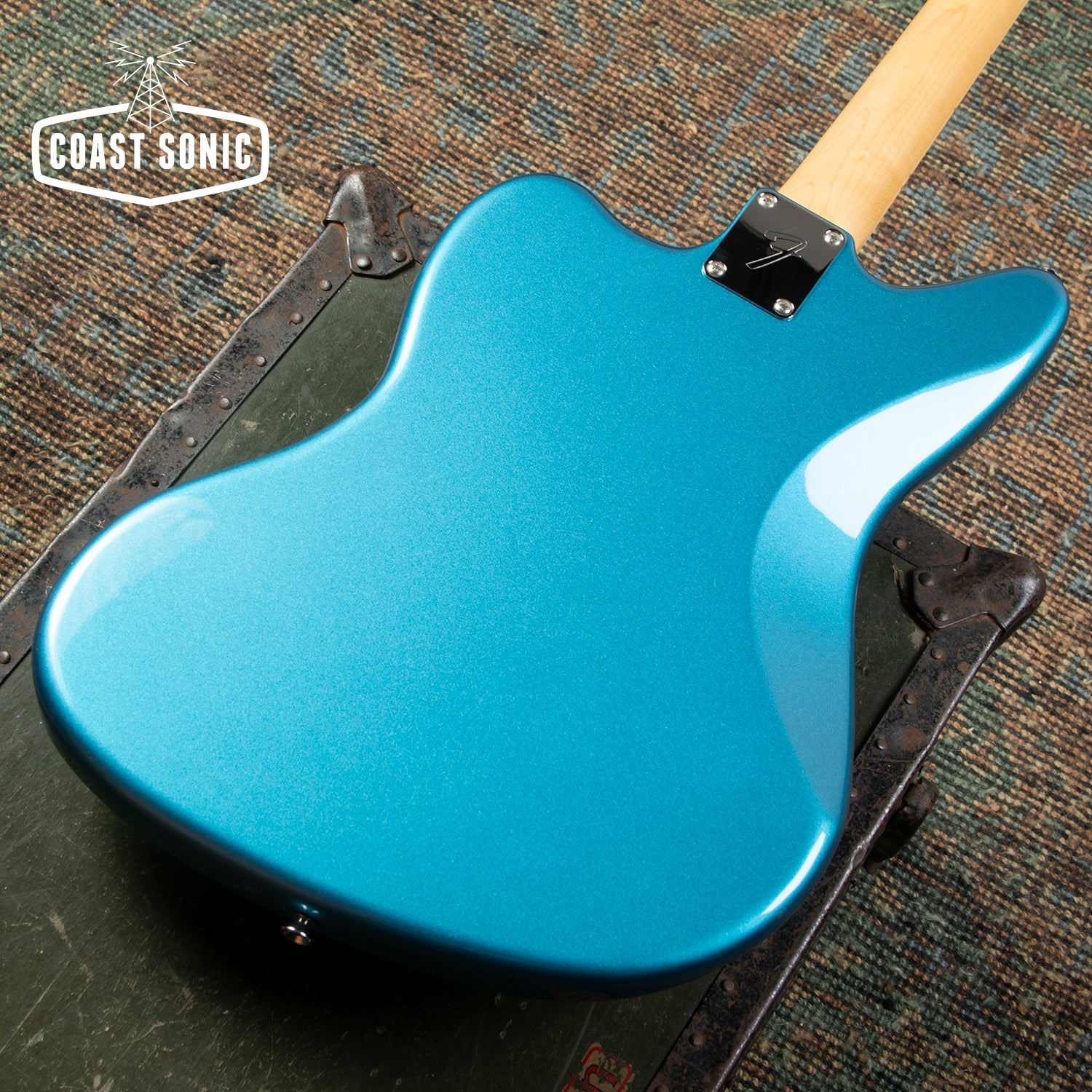 HAPPYブルー36 2026 Fender Traditional Late 60s Jaguar Lake Placid Blue w/ matching h
