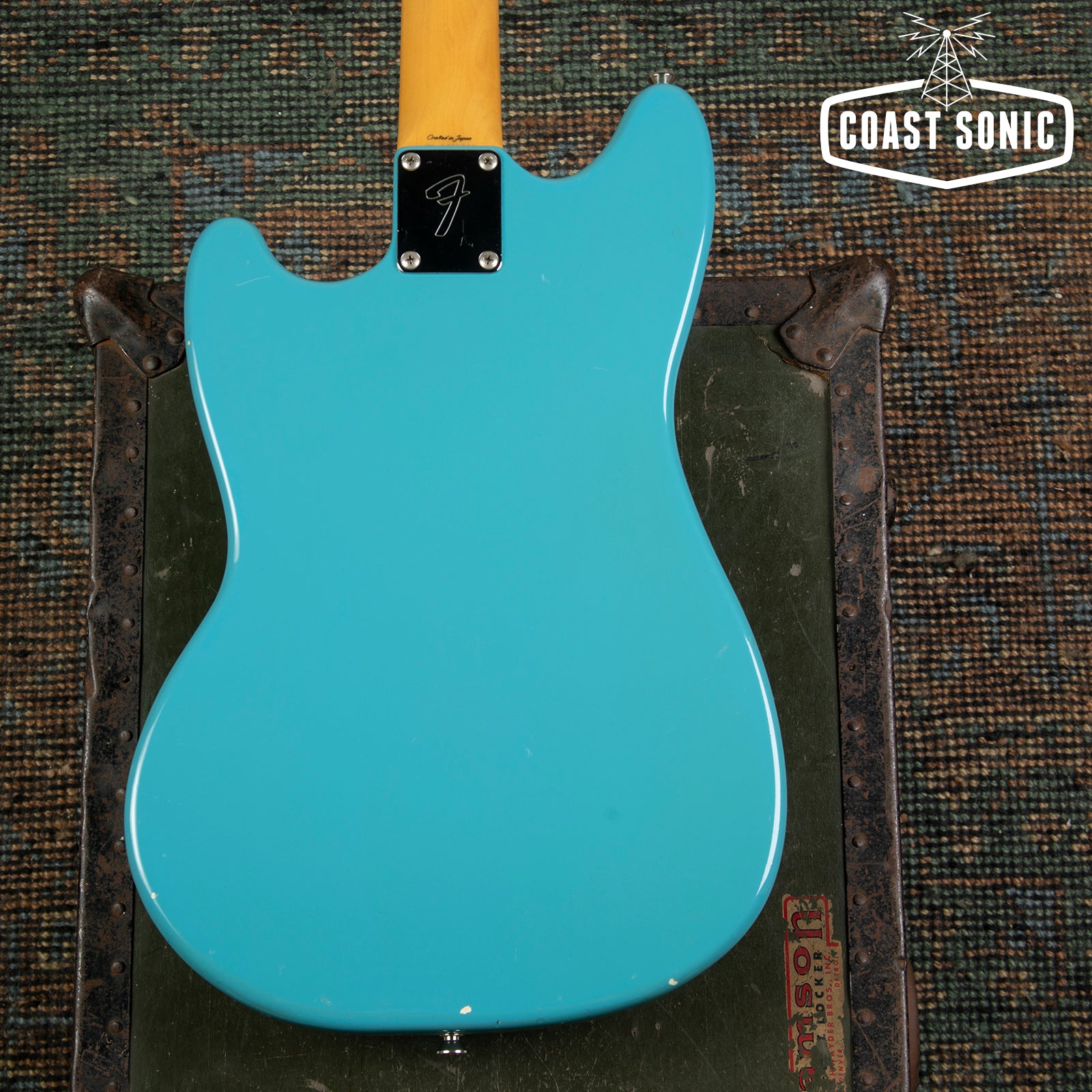 1998 Fender '65 Reissue Mustang crafted in Japan - Daphne Blue