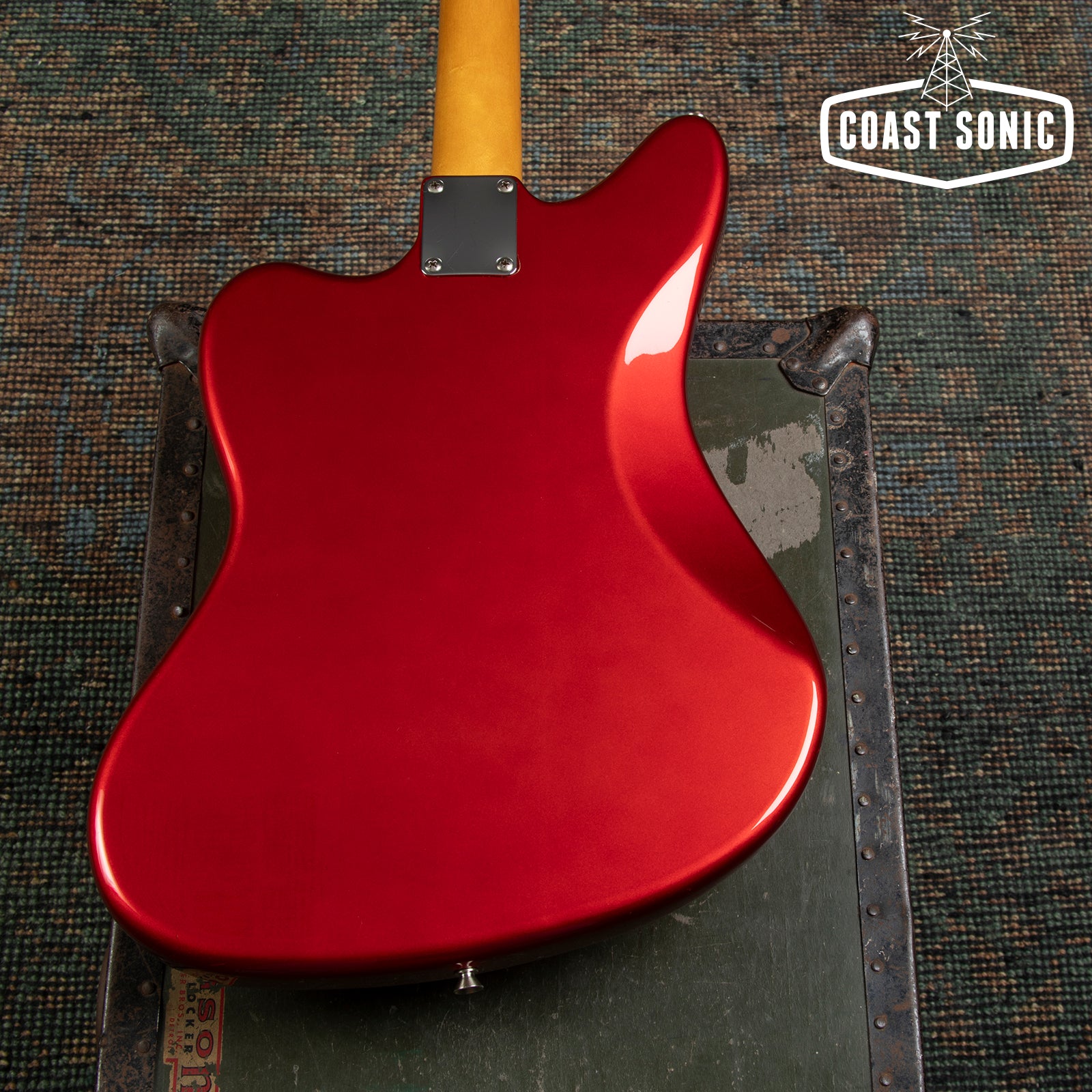 1998 Fender '62 Reissue Jaguar JG66-85MH Candy Apple Red w/ Matching H