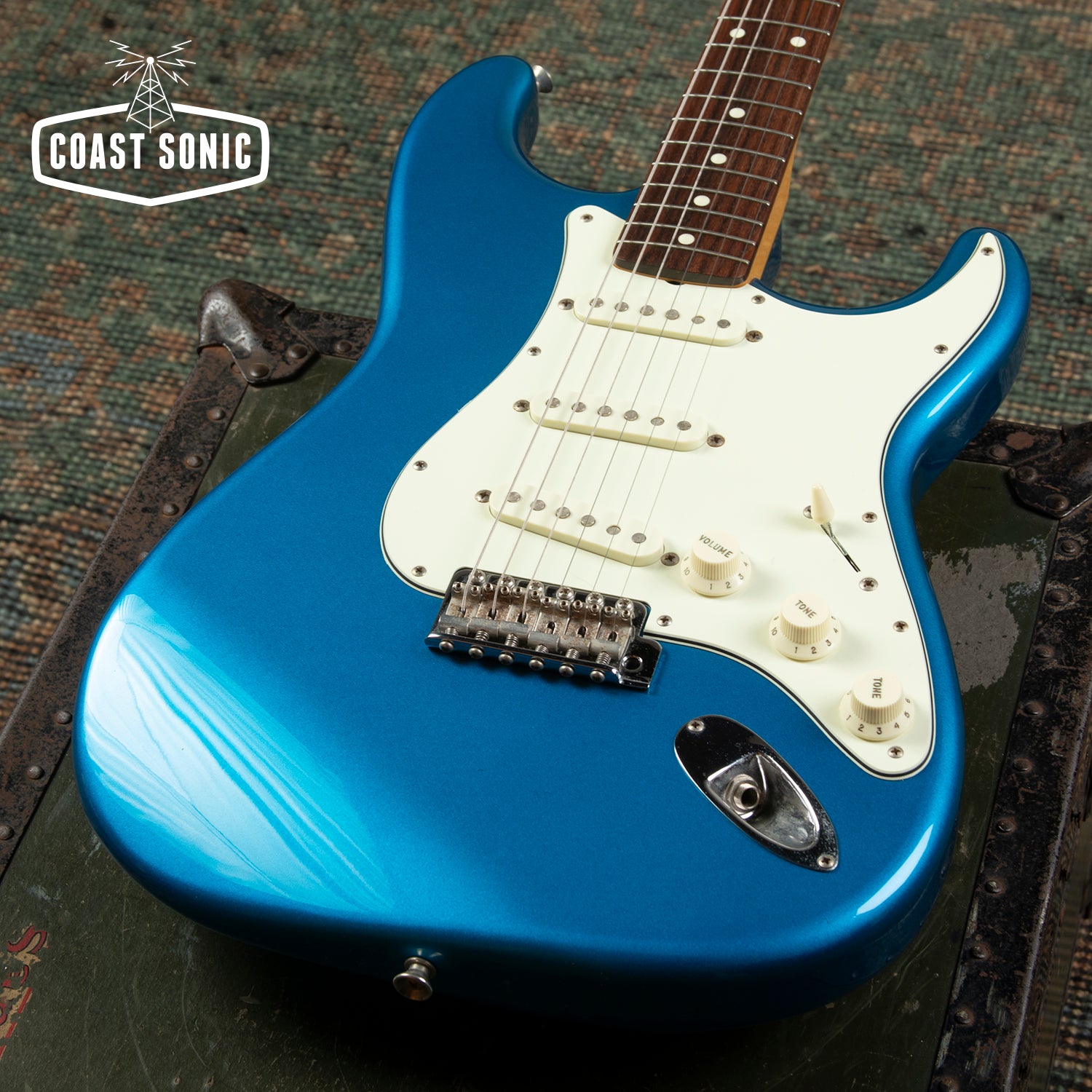 2017 Fender Traditional 60s Stratocaster Candy Blue Made in Japan MIJ